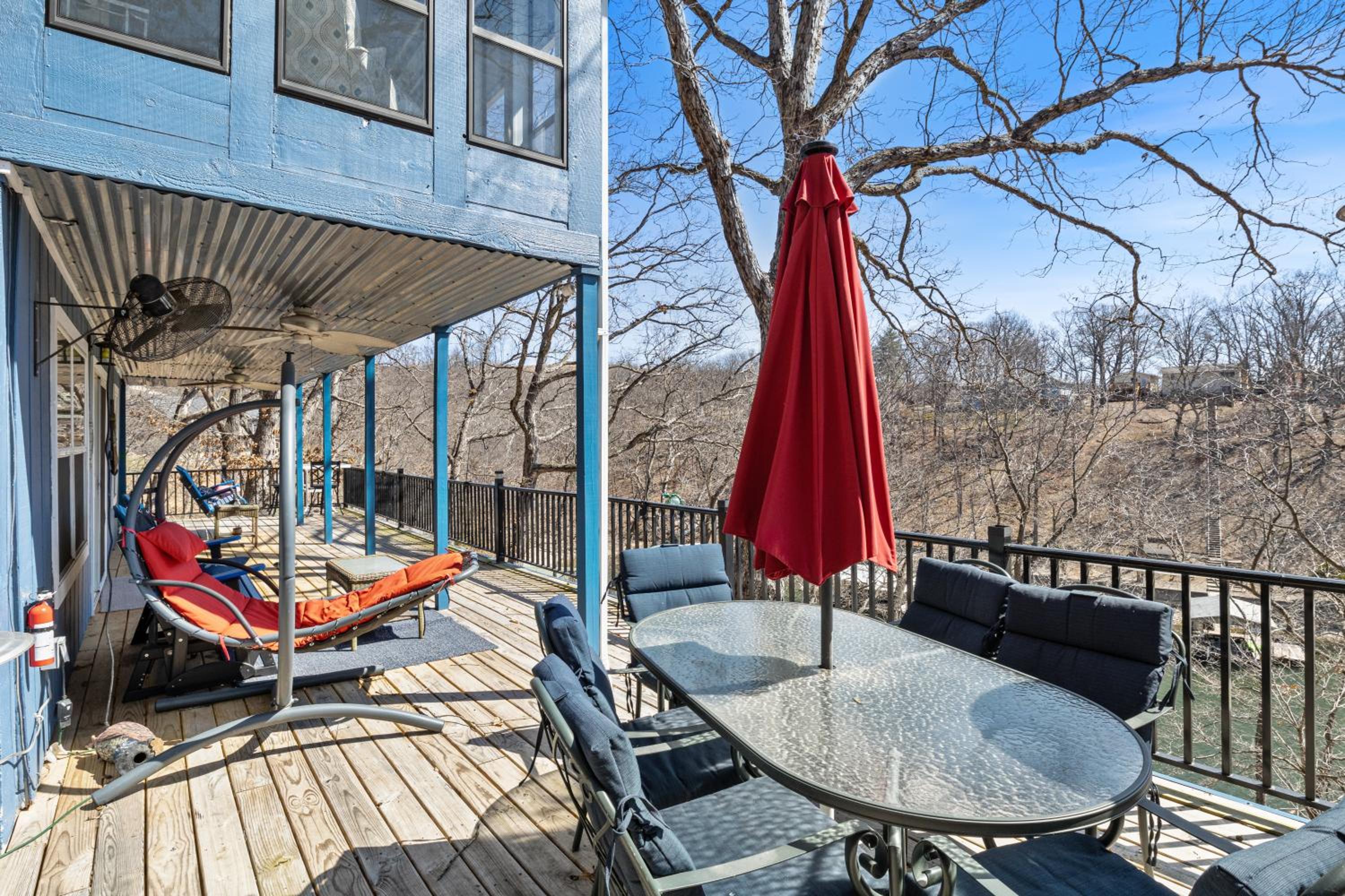 Spacious Home & Lake Access, Lake Views Throughout