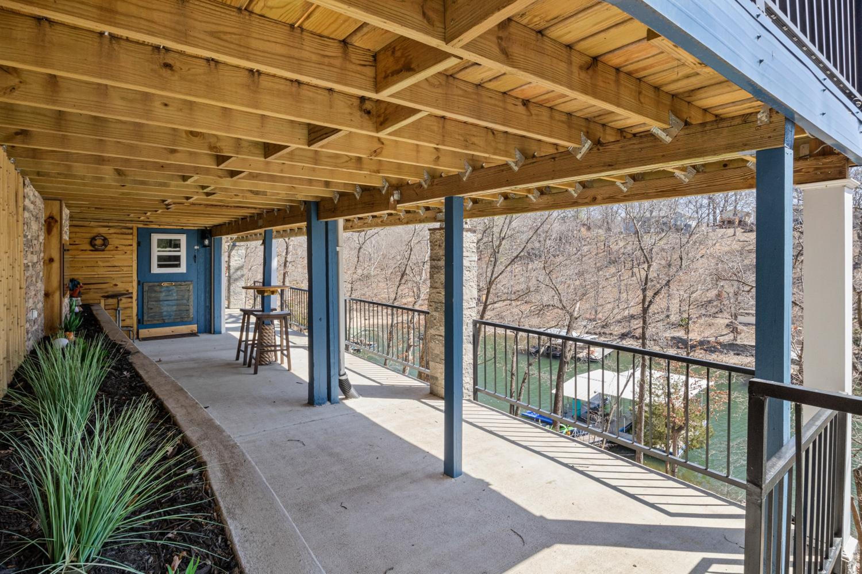 Spacious Home & Lake Access, Lake Views Throughout