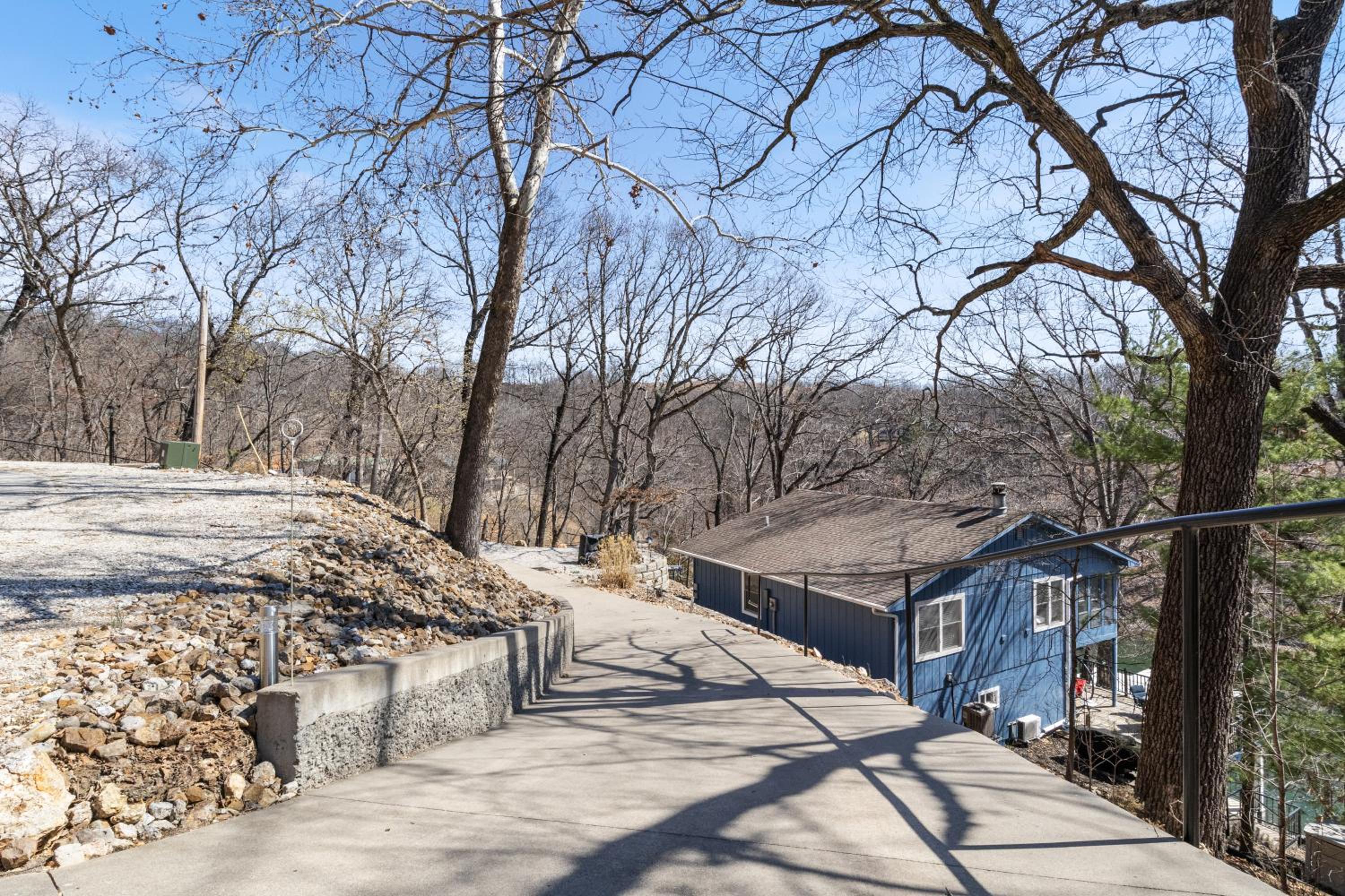 Spacious Home & Lake Access, Lake Views Throughout