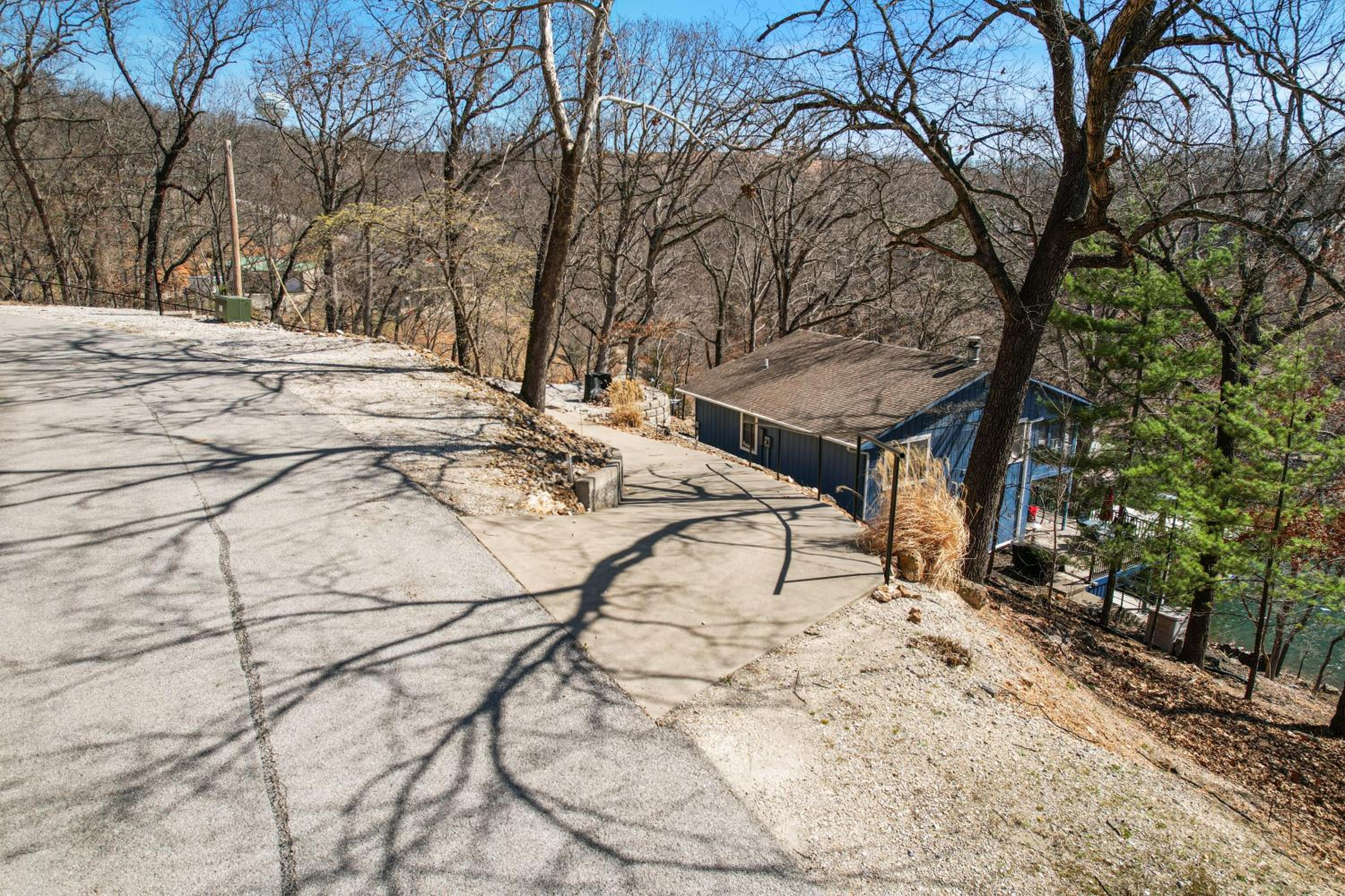Spacious Home & Lake Access, Lake Views Throughout