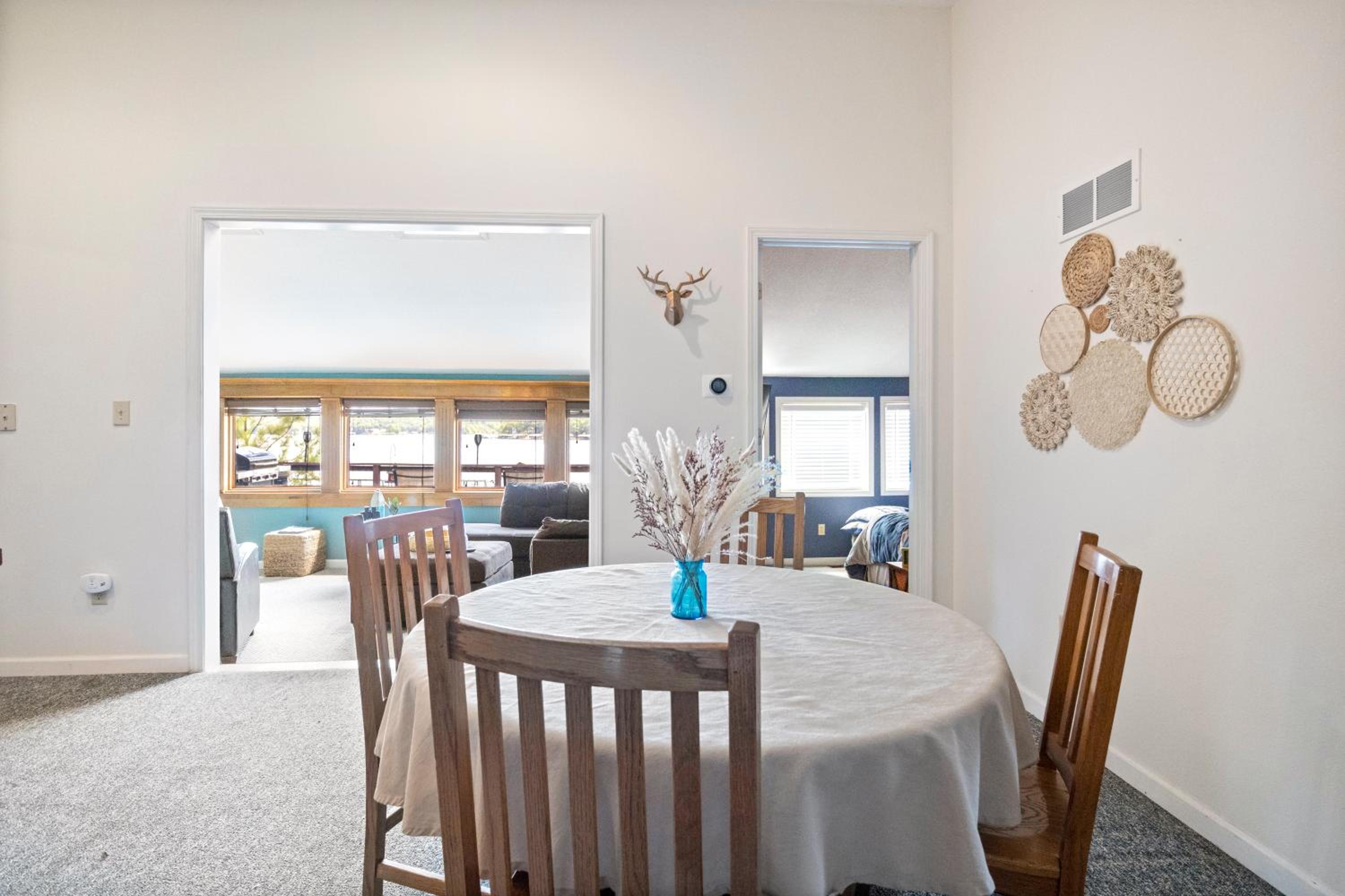Pet-Friendly Lakefront Home in a Quiet Cove w/ Netflix, Outdoor Seating, Boat Slip