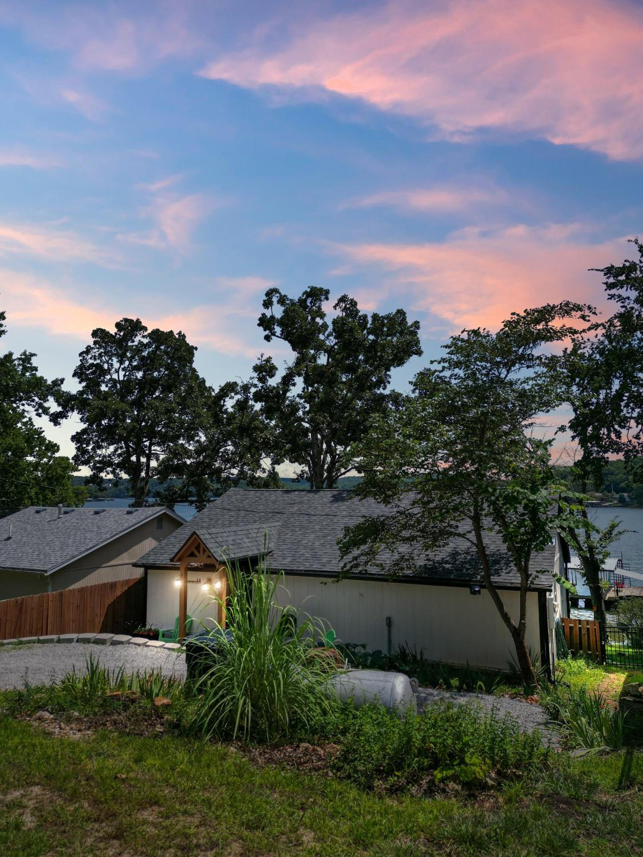 Pet-Friendly Lakefront Home in a Quiet Cove w/ Netflix, Outdoor Seating, Boat Slip