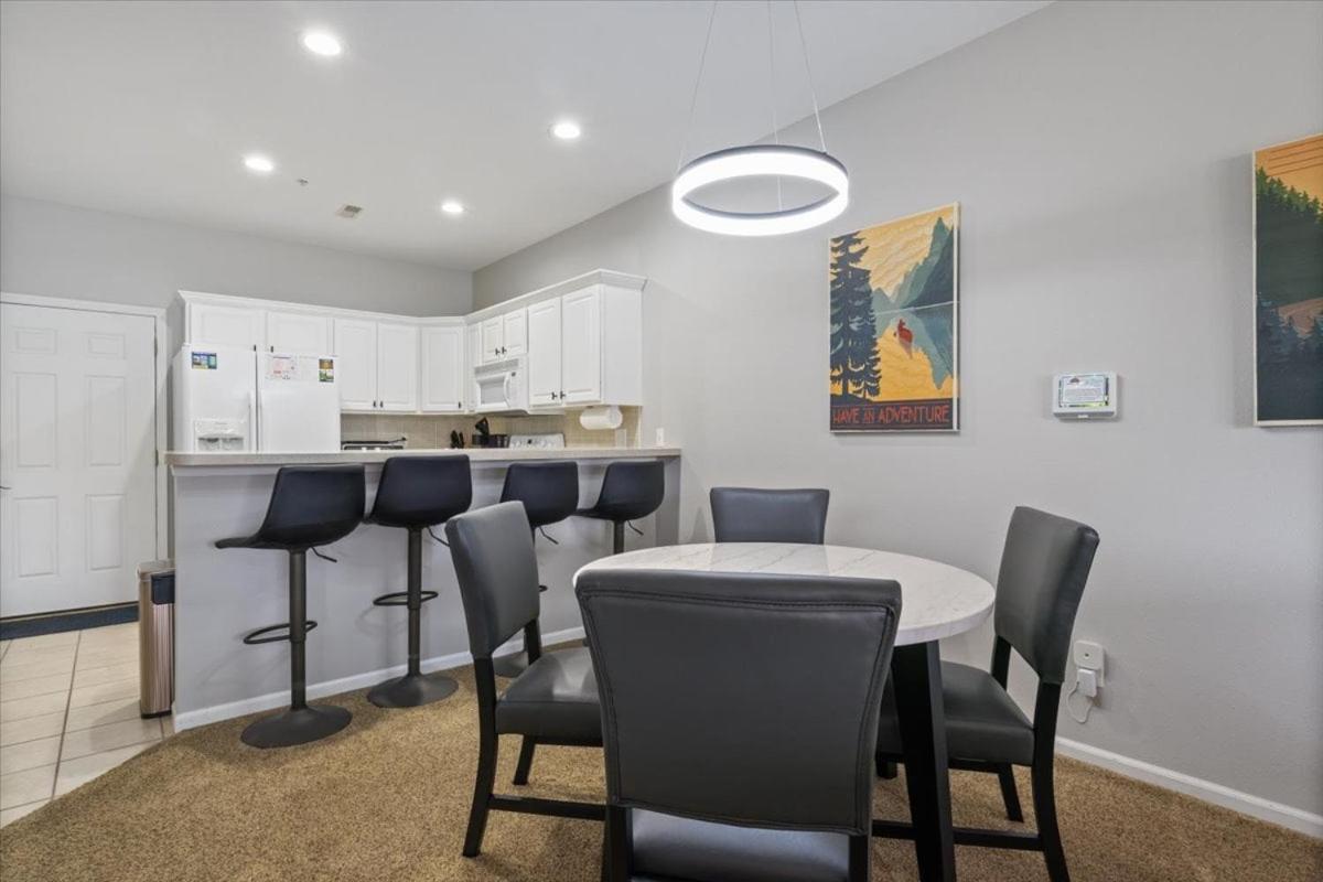Steps to Water, Serene View, Updated Condo Family Fun w/ 3 Pools in Camdenton