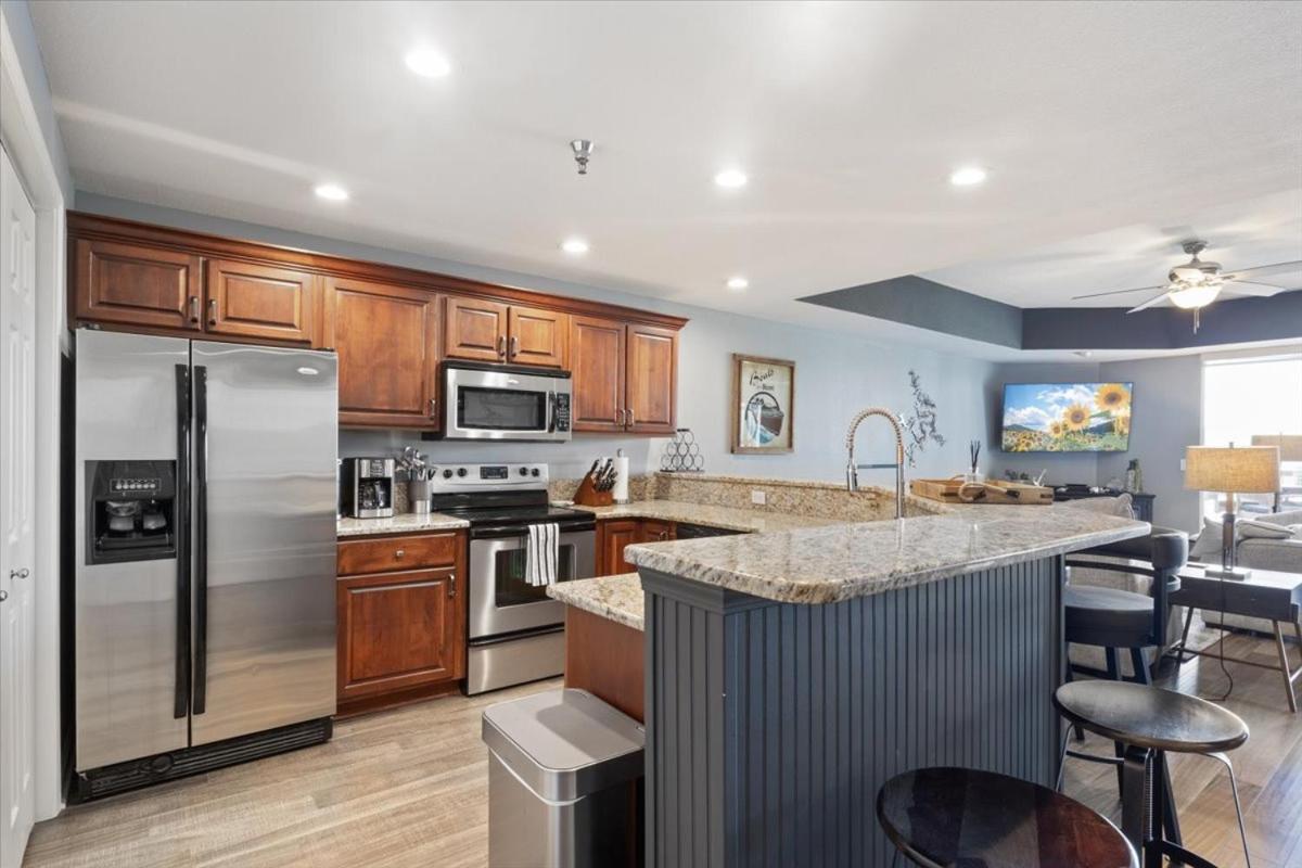 Modern Decor, Views, Grill, Workstation, Boat + 2 PWC Slips & Resort-Style Amenities