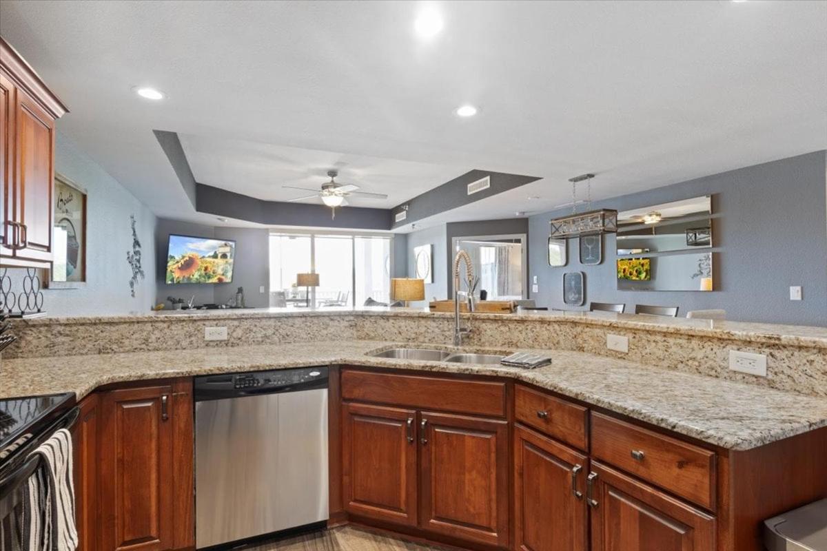 Modern Decor, Views, Grill, Workstation, Boat + 2 PWC Slips & Resort-Style Amenities