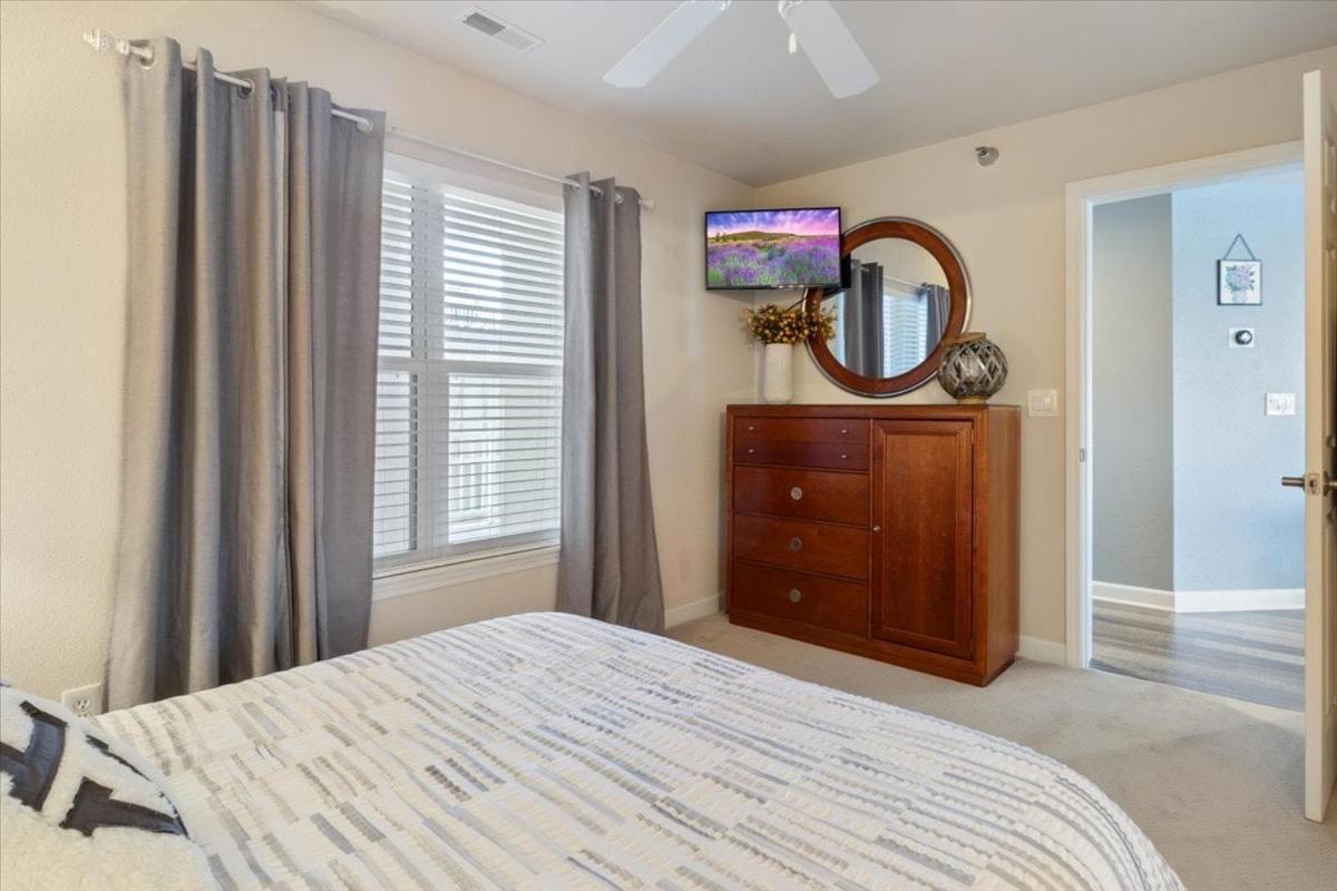 Modern Decor, Views, Grill, Workstation, Boat + 2 PWC Slips & Resort-Style Amenities
