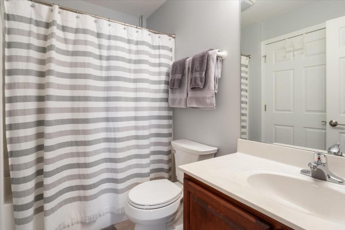 Modern Decor, Views, Grill, Workstation, Boat + 2 PWC Slips & Resort-Style Amenities
