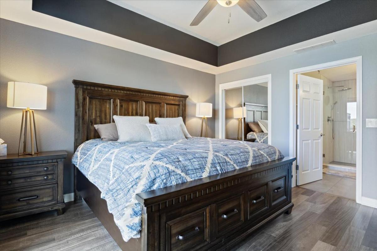 Modern Decor, Views, Grill, Workstation, Boat + 2 PWC Slips & Resort-Style Amenities