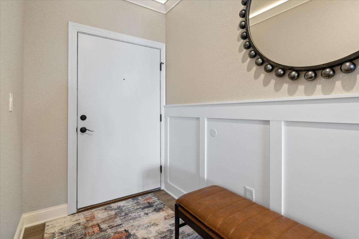 Upscale Lakeside Condo with Extraordinary Amenities at Topsider in Osage Beach 19mm