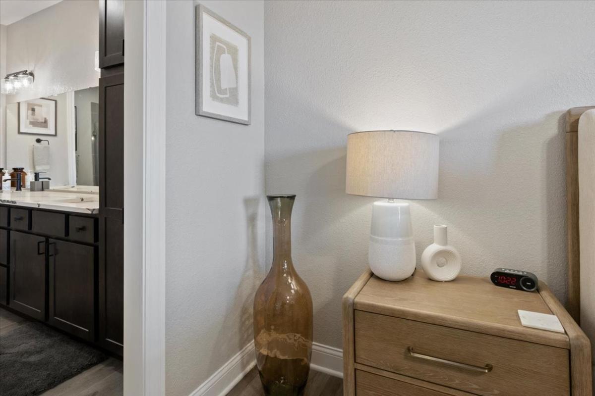 Upscale Lakeside Condo with Extraordinary Amenities at Topsider in Osage Beach 19mm