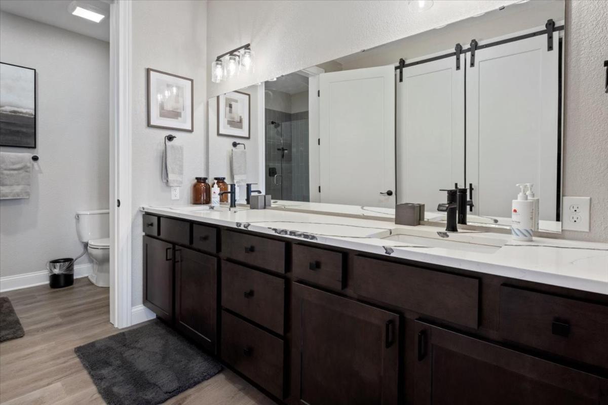 Upscale Lakeside Condo with Extraordinary Amenities at Topsider in Osage Beach 19mm