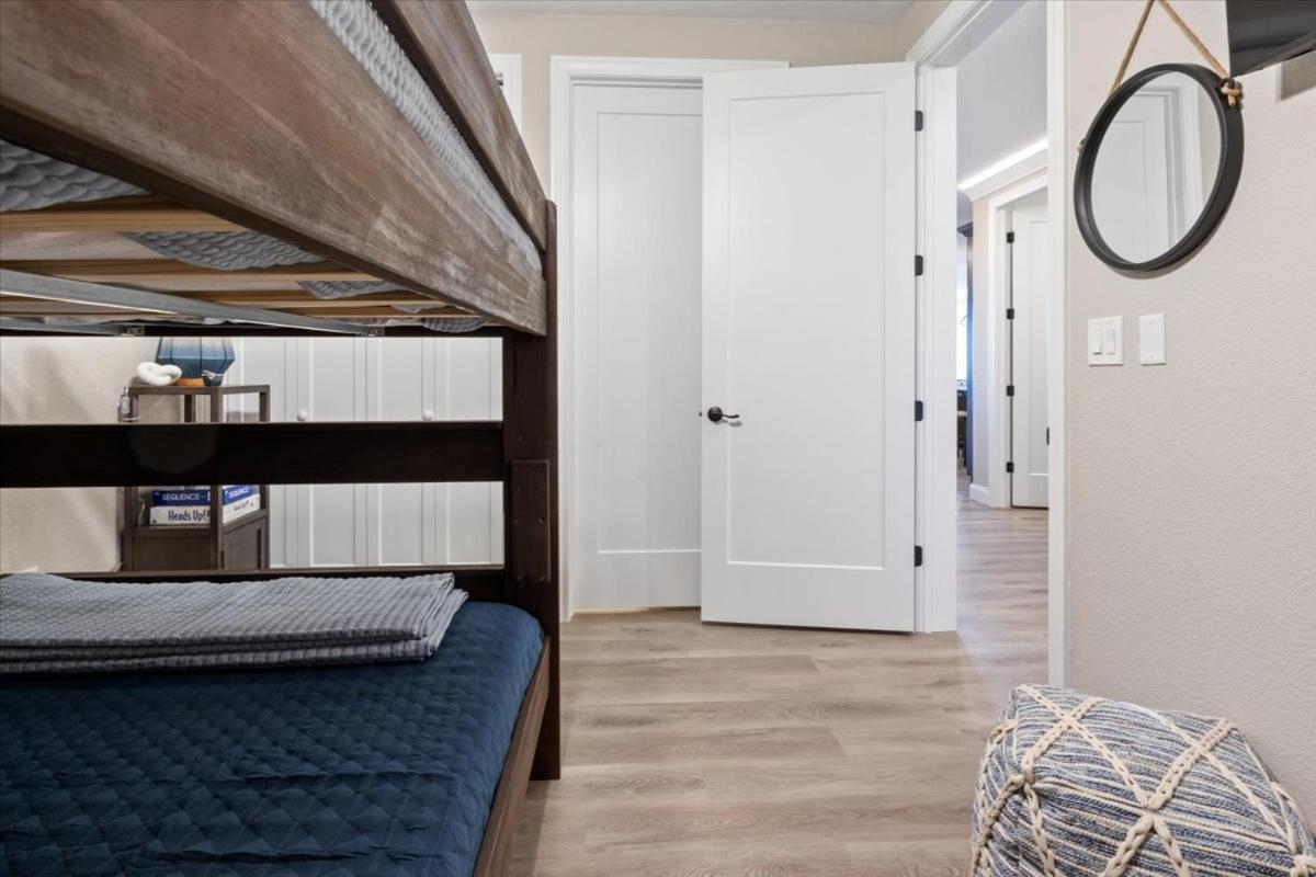 Upscale Lakeside Condo with Extraordinary Amenities at Topsider in Osage Beach 19mm
