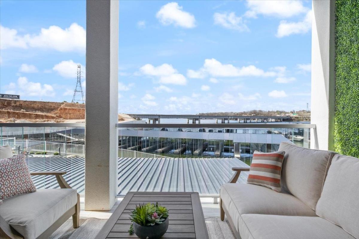 Upscale Lakeside Condo with Extraordinary Amenities at Topsider in Osage Beach 19mm