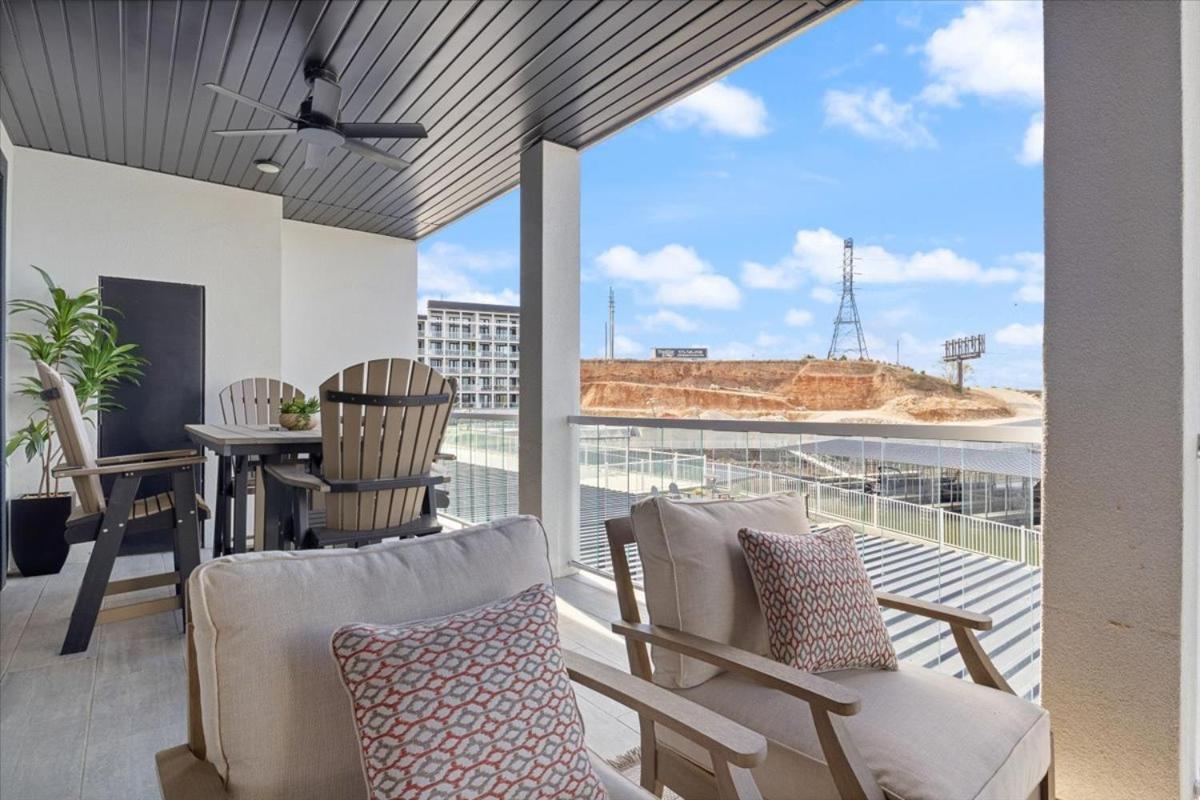 Upscale Lakeside Condo with Extraordinary Amenities at Topsider in Osage Beach 19mm