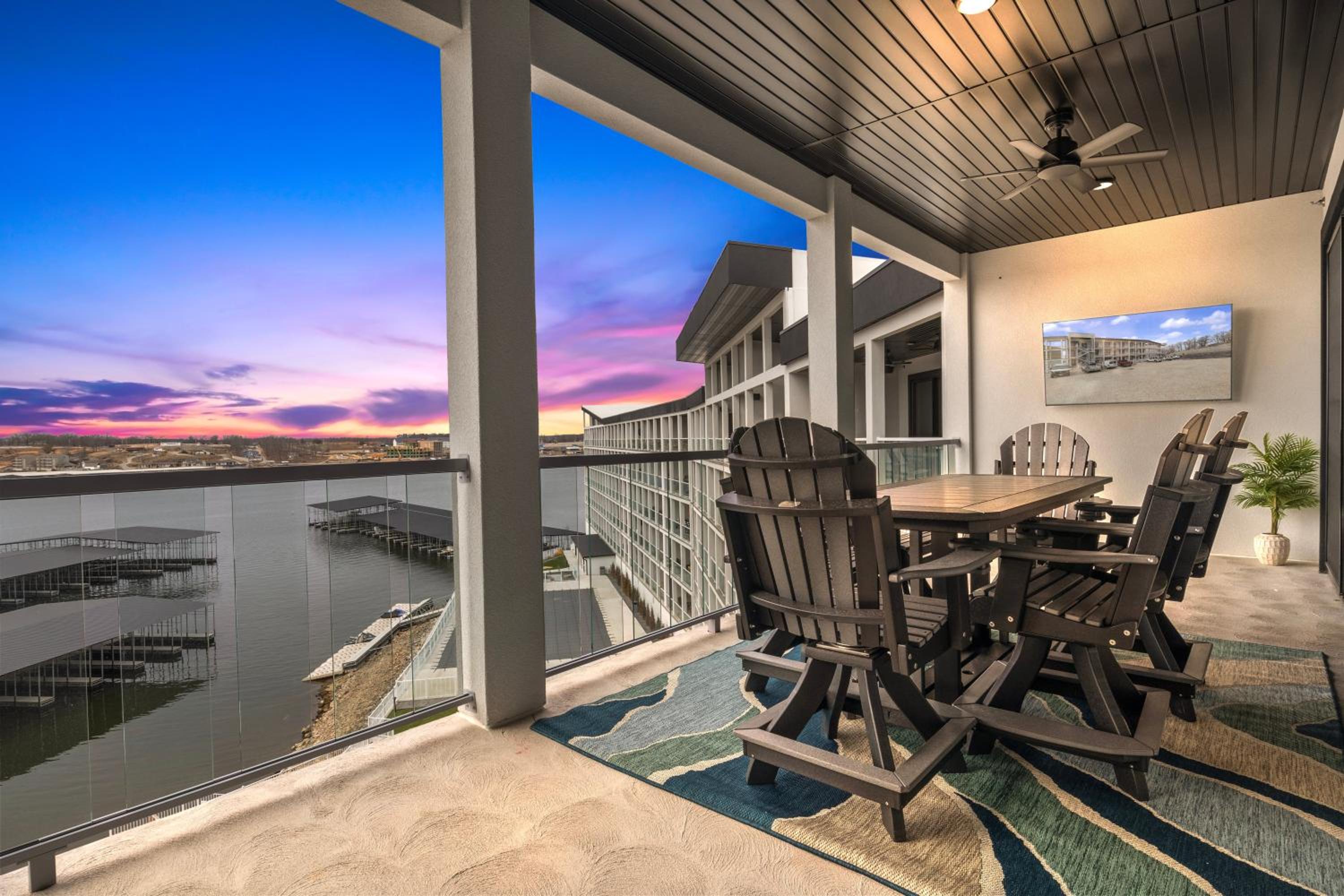 Scenic Views, Outdoor Grill & Dine, Fireplace, Games