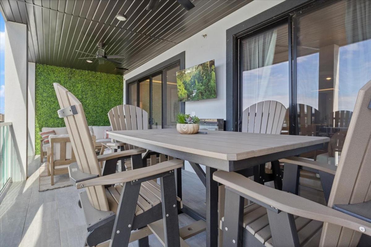Upscale Lakeside Condo with Extraordinary Amenities at Topsider in Osage Beach 19mm