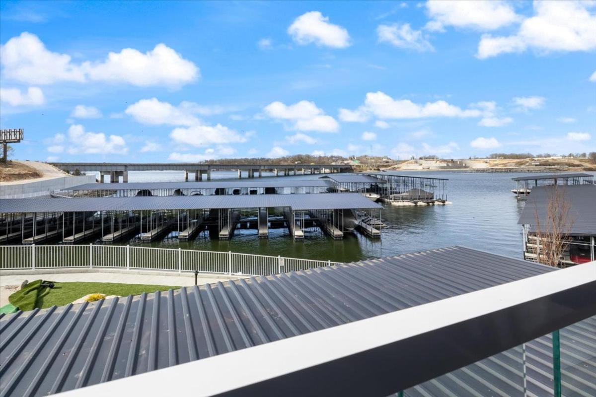 Upscale Lakeside Condo with Extraordinary Amenities at Topsider in Osage Beach 19mm