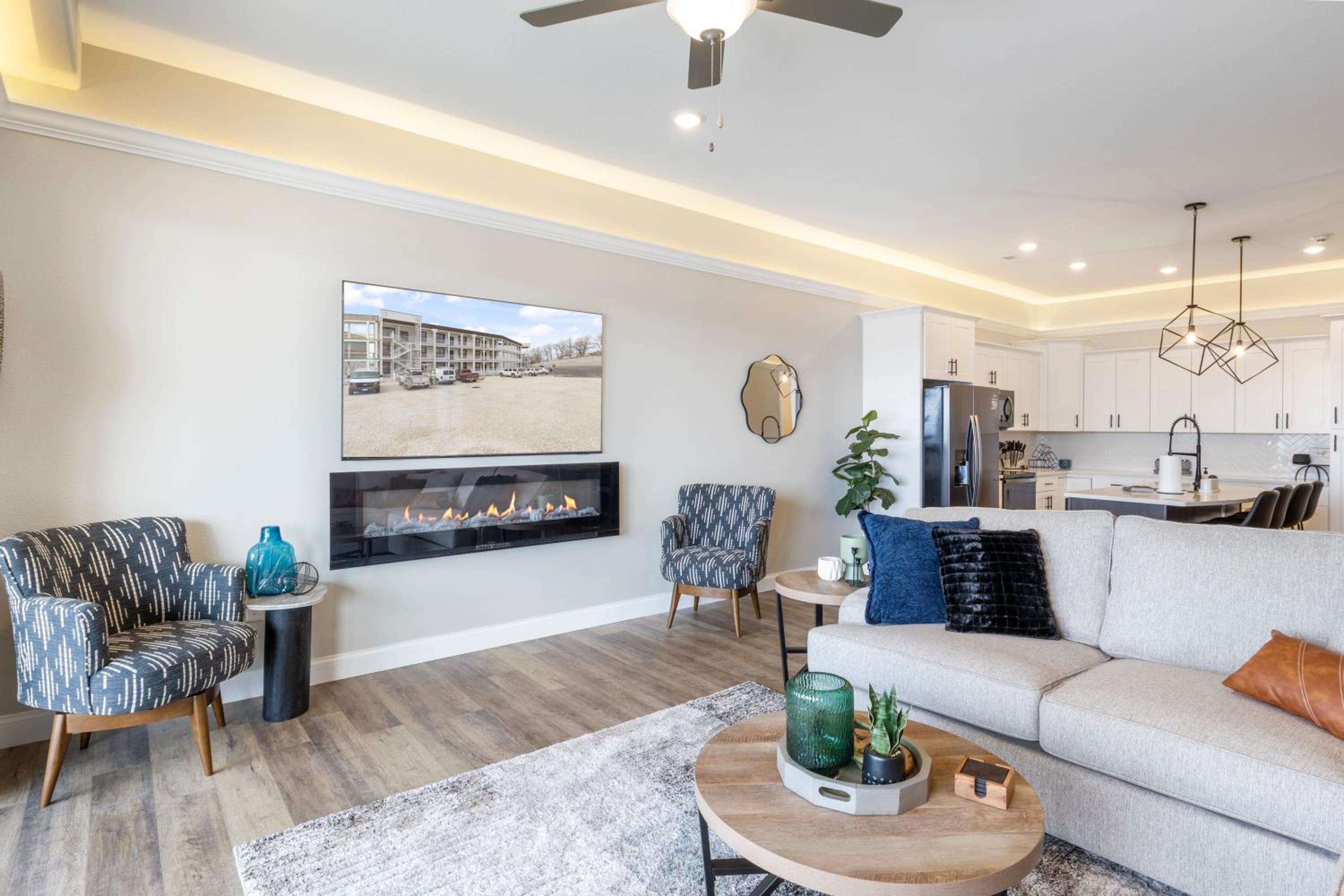 Scenic Views, Outdoor Grill & Dine, Fireplace, Games