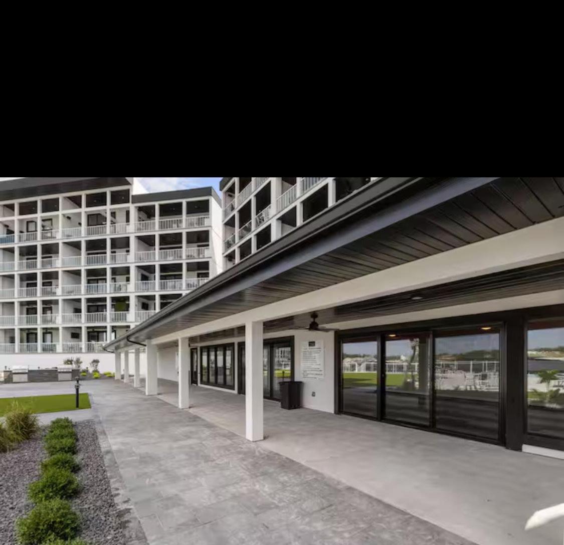 Upscale Lakeside Condo with Extraordinary Amenities at Topsider in Osage Beach 19mm