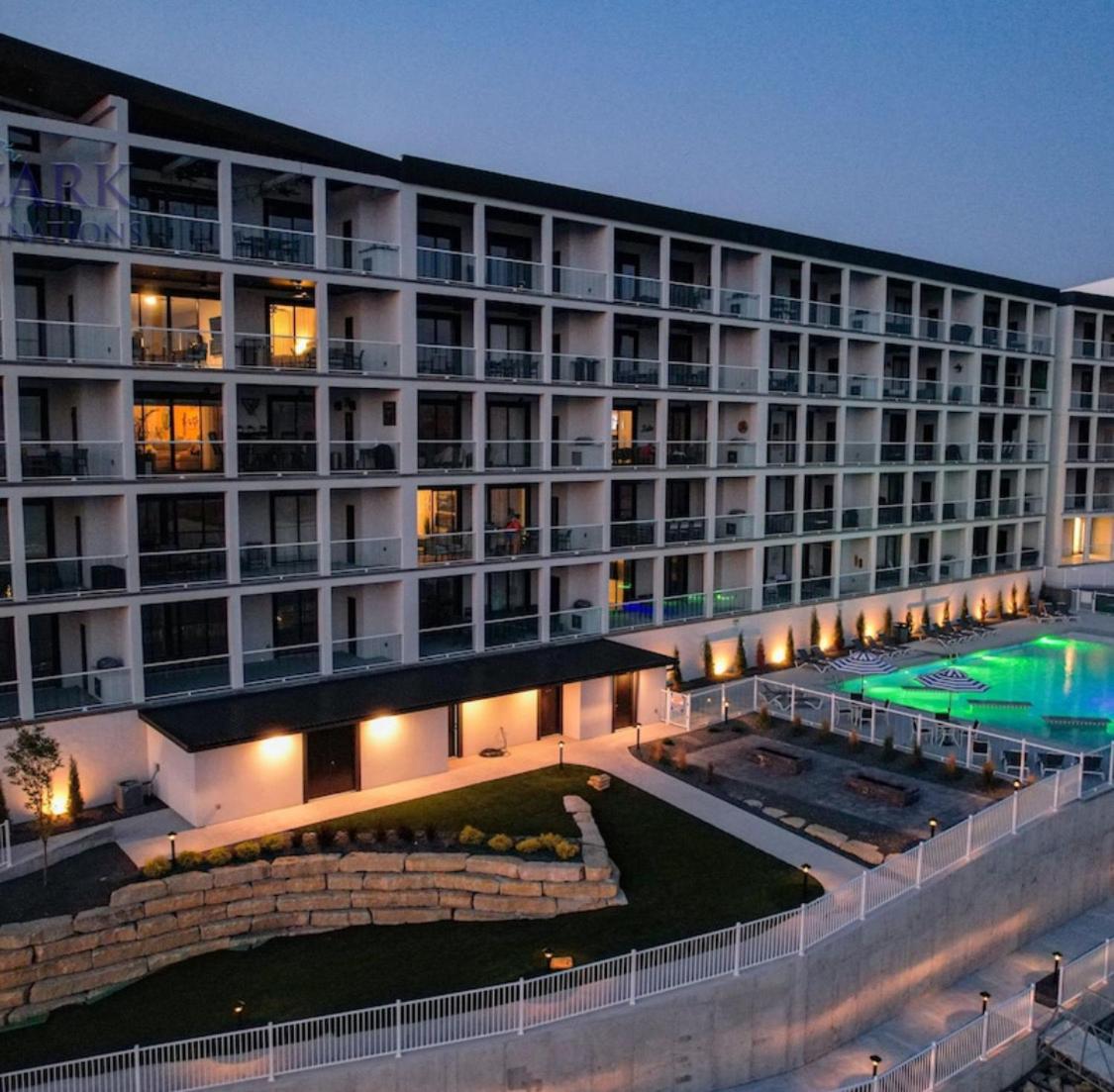 Upscale Lakeside Condo with Extraordinary Amenities at Topsider in Osage Beach 19mm