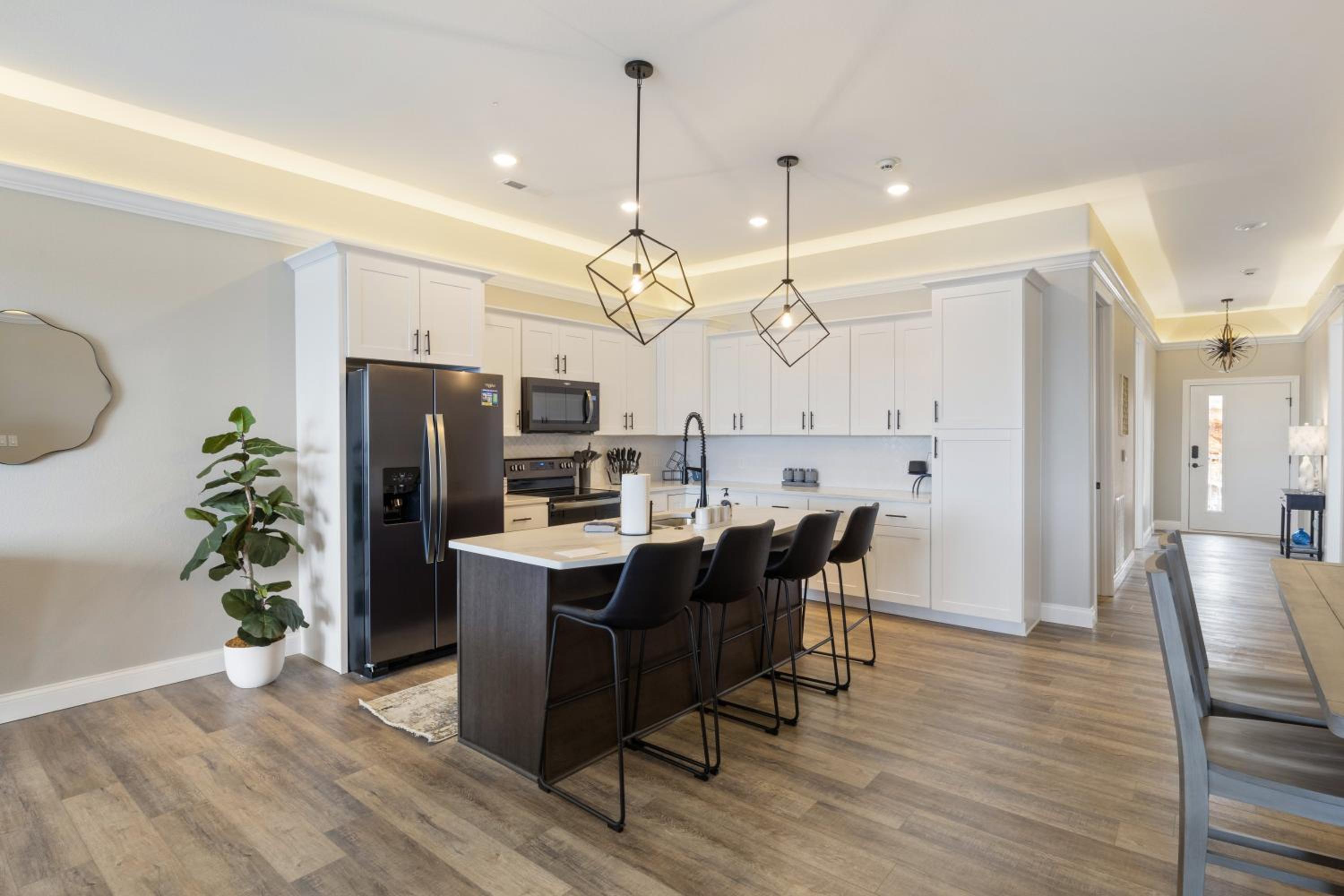 Scenic Views, Outdoor Grill & Dine, Fireplace, Games