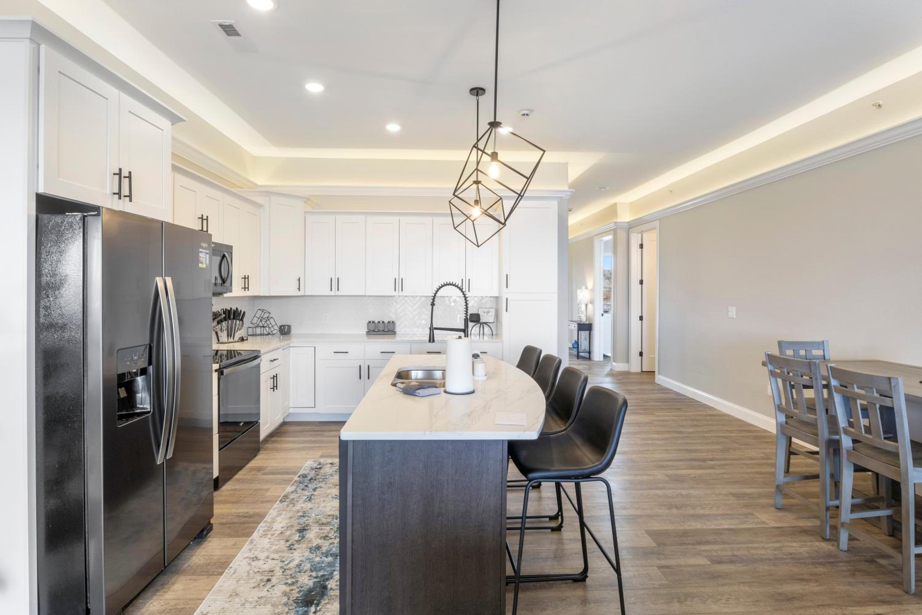 Scenic Views, Outdoor Grill & Dine, Fireplace, Games