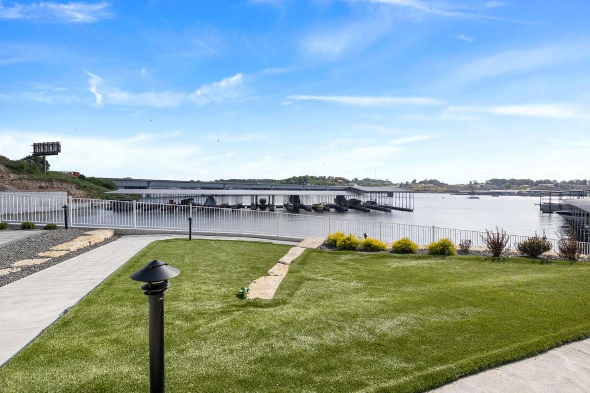Scenic Views, Outdoor Grill & Dine, Fireplace, Games