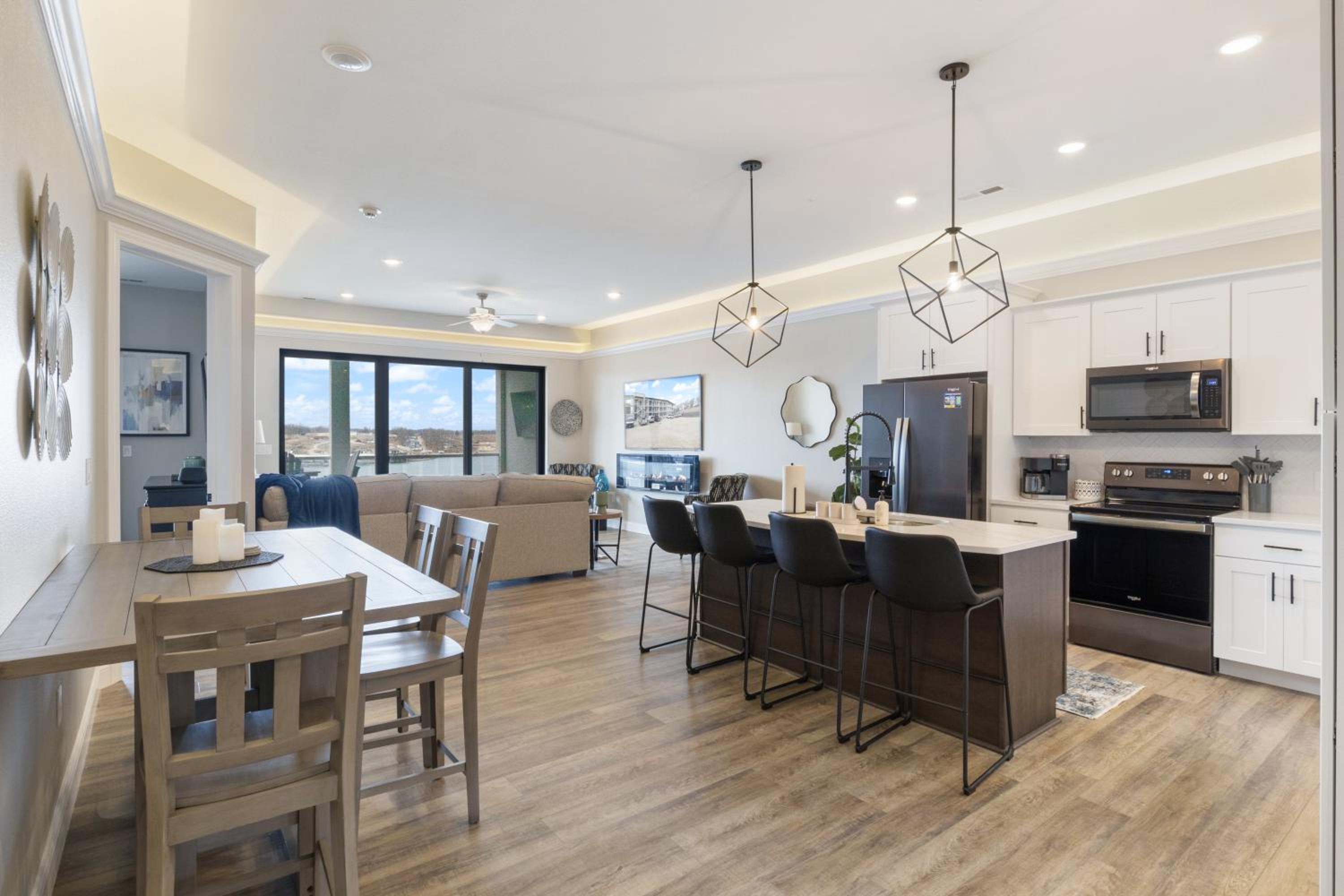 Scenic Views, Outdoor Grill & Dine, Fireplace, Games
