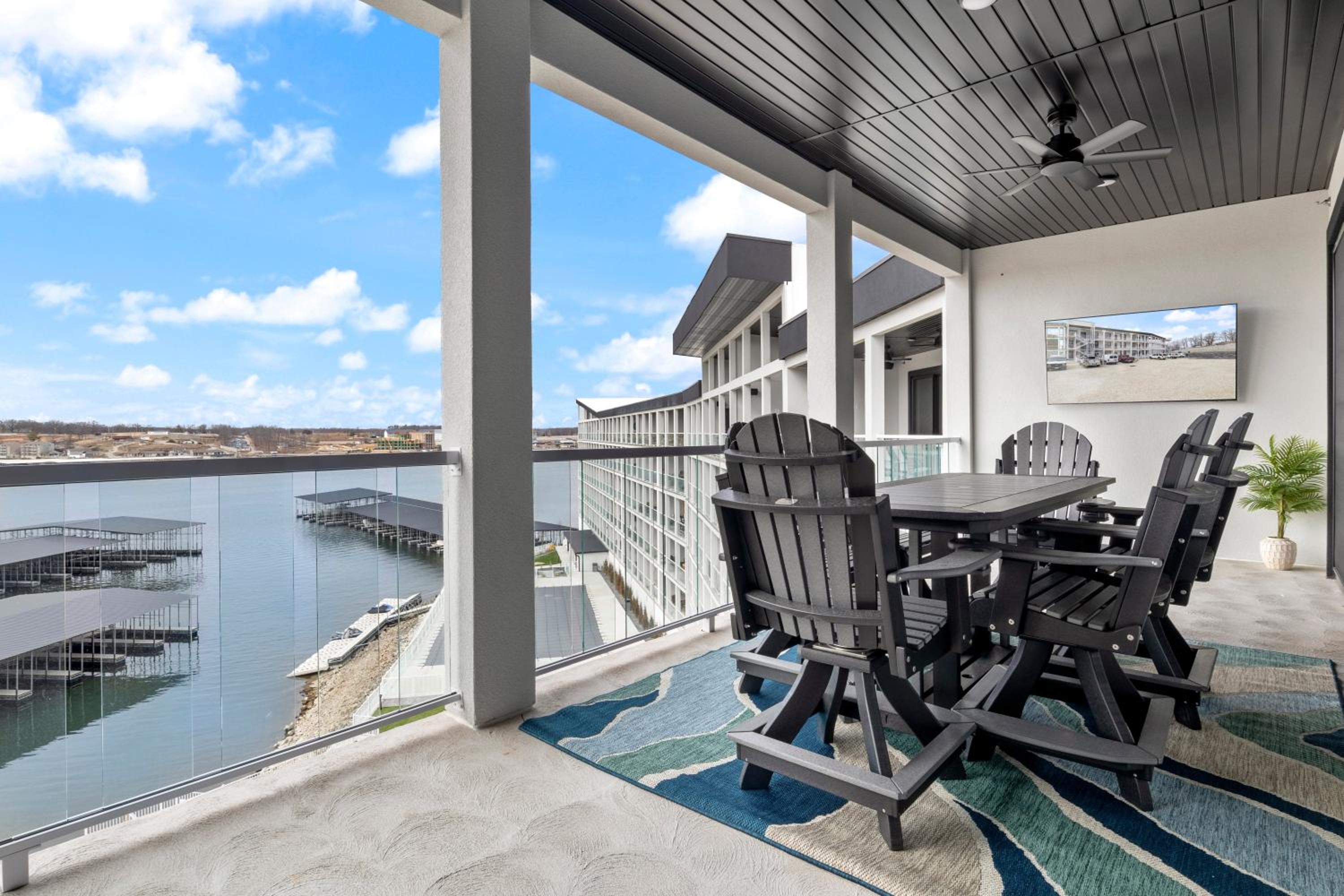 Scenic Views, Outdoor Grill & Dine, Fireplace, Games