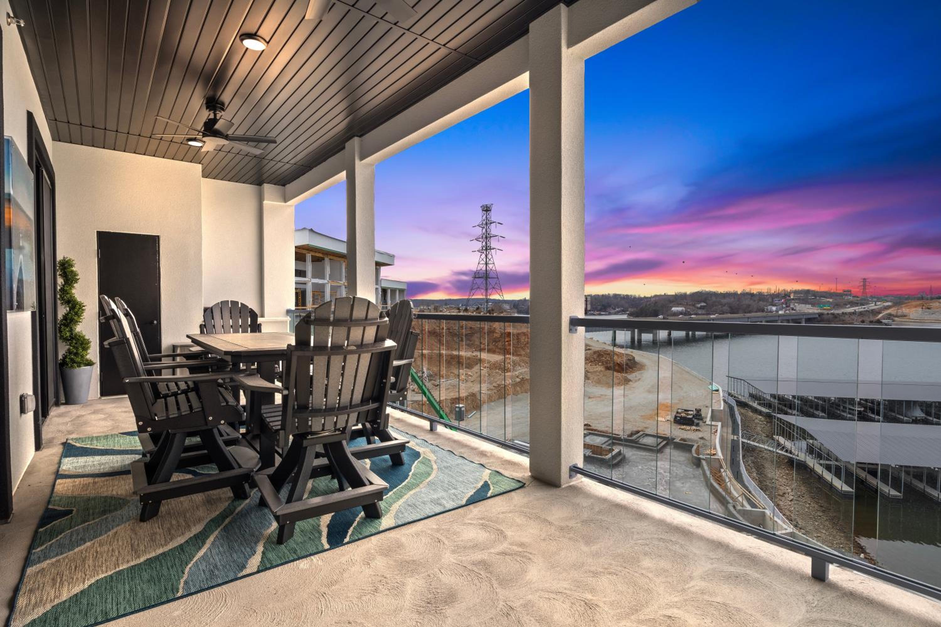 Scenic Views, Outdoor Grill & Dine, Fireplace, Games