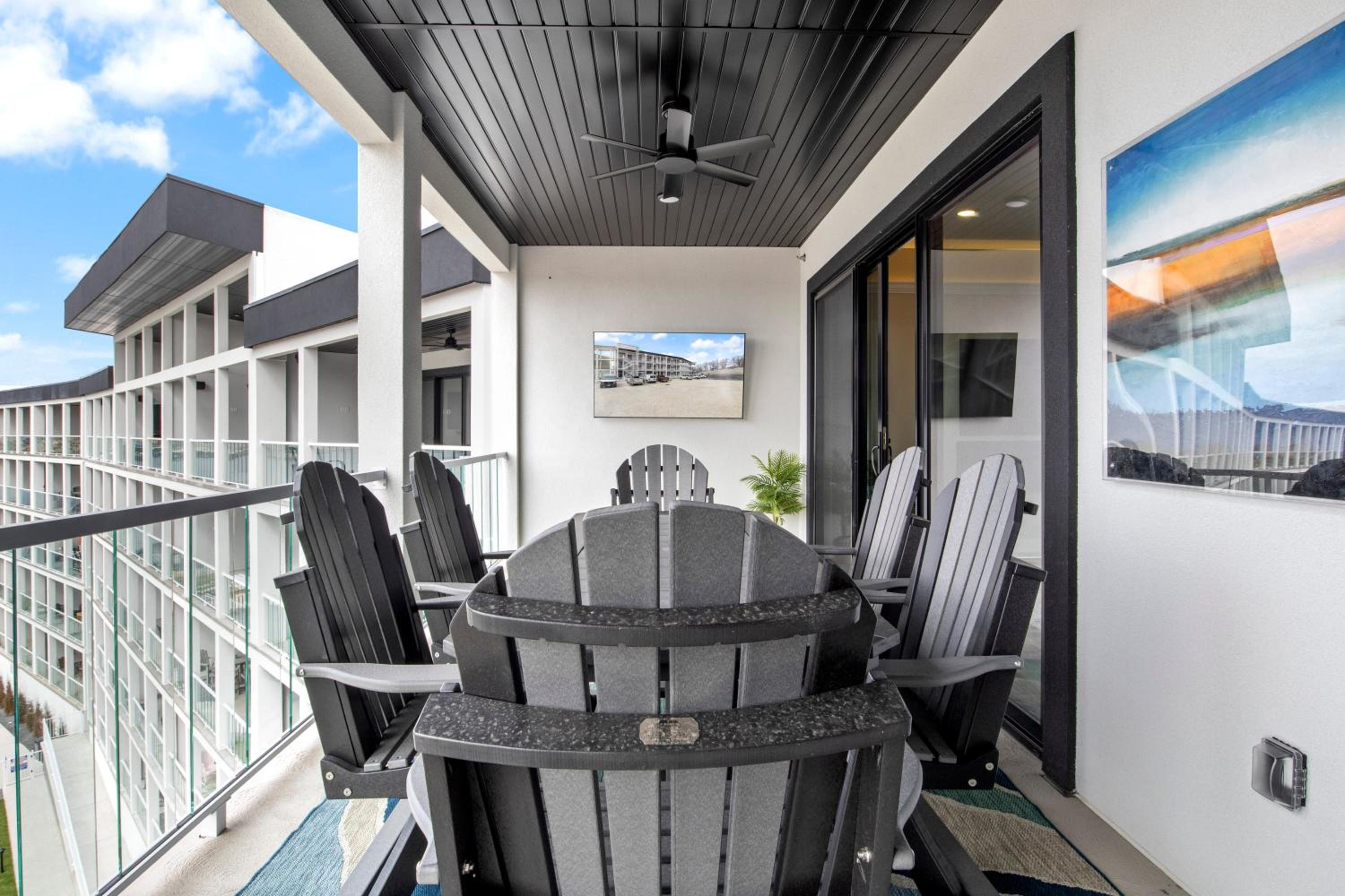 Scenic Views, Outdoor Grill & Dine, Fireplace, Games