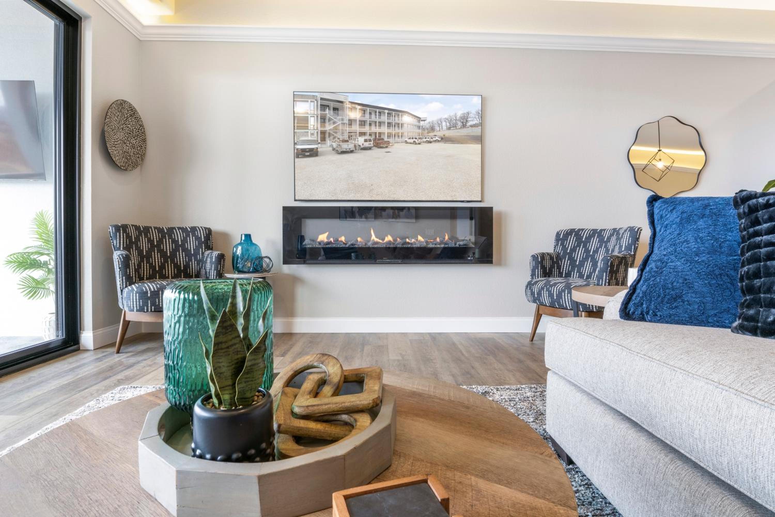 Scenic Views, Outdoor Grill & Dine, Fireplace, Games
