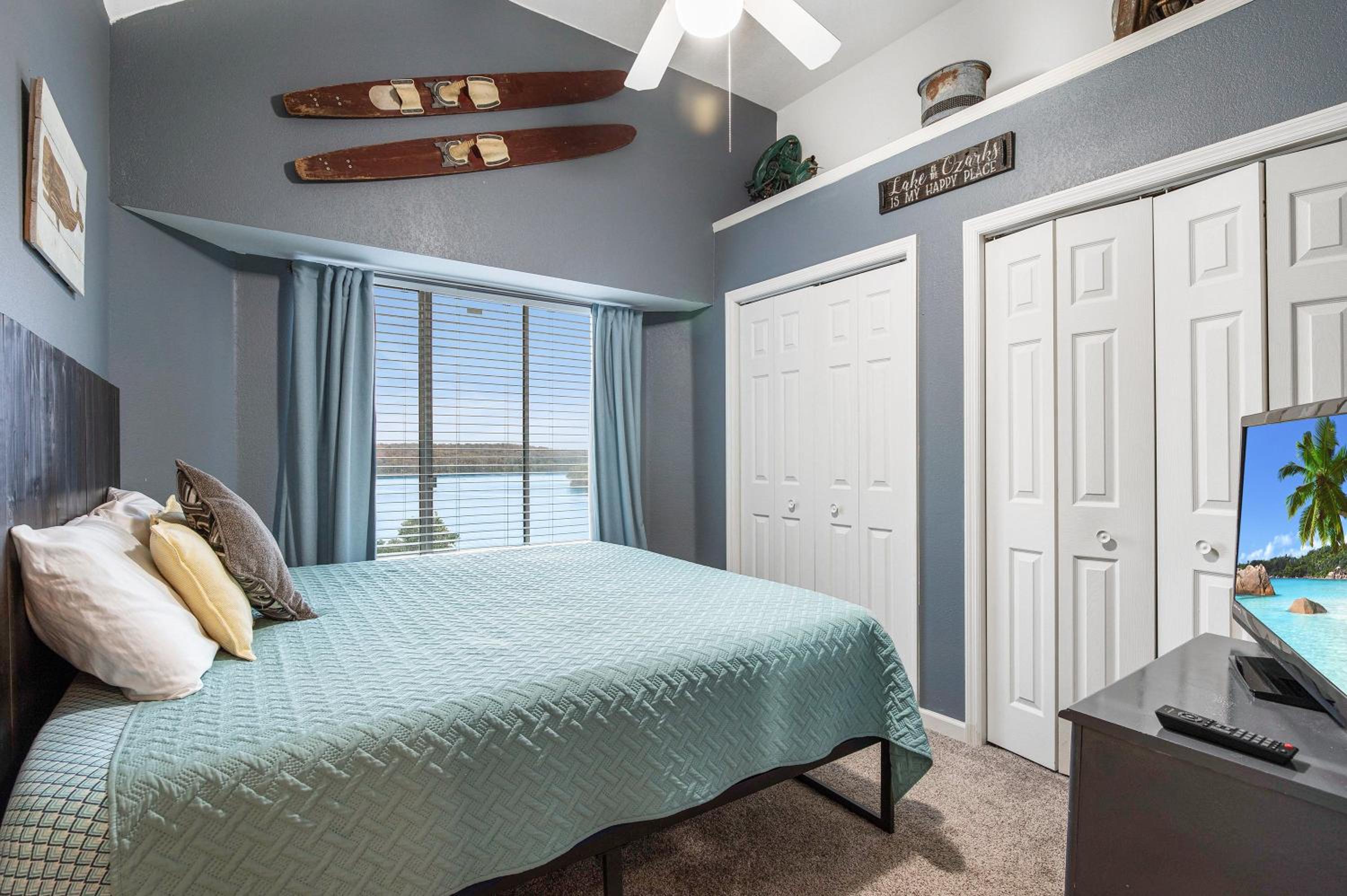 Penthouse Living In The Heart of the State Park