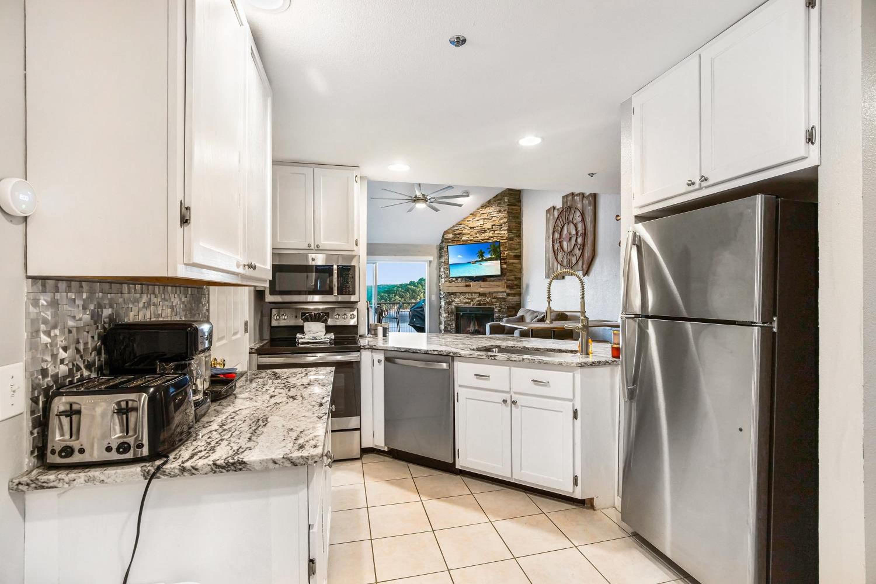 Penthouse Living In The Heart of the State Park
