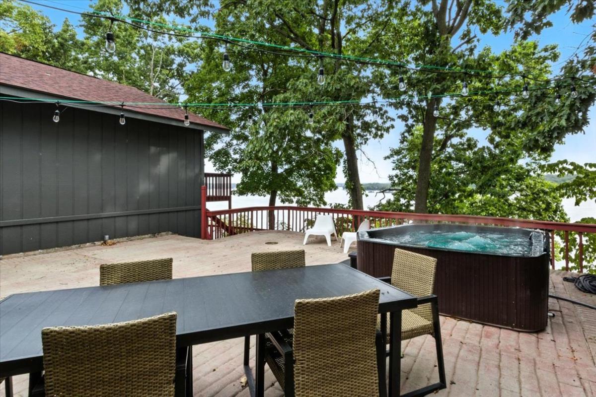 Hot Tub, Main Channel Views, Great Outdoor Spaces, Blackstone