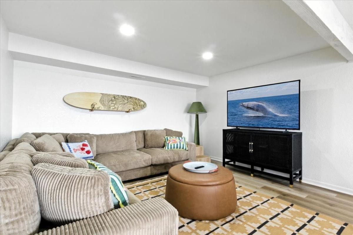Hot Tub, Main Channel Views, Great Outdoor Spaces, Blackstone
