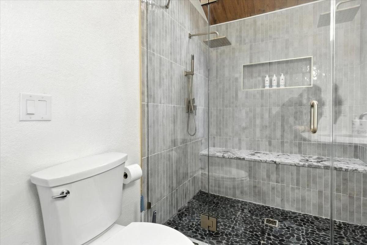 Hot Tub, Main Channel Views, Great Outdoor Spaces, Blackstone