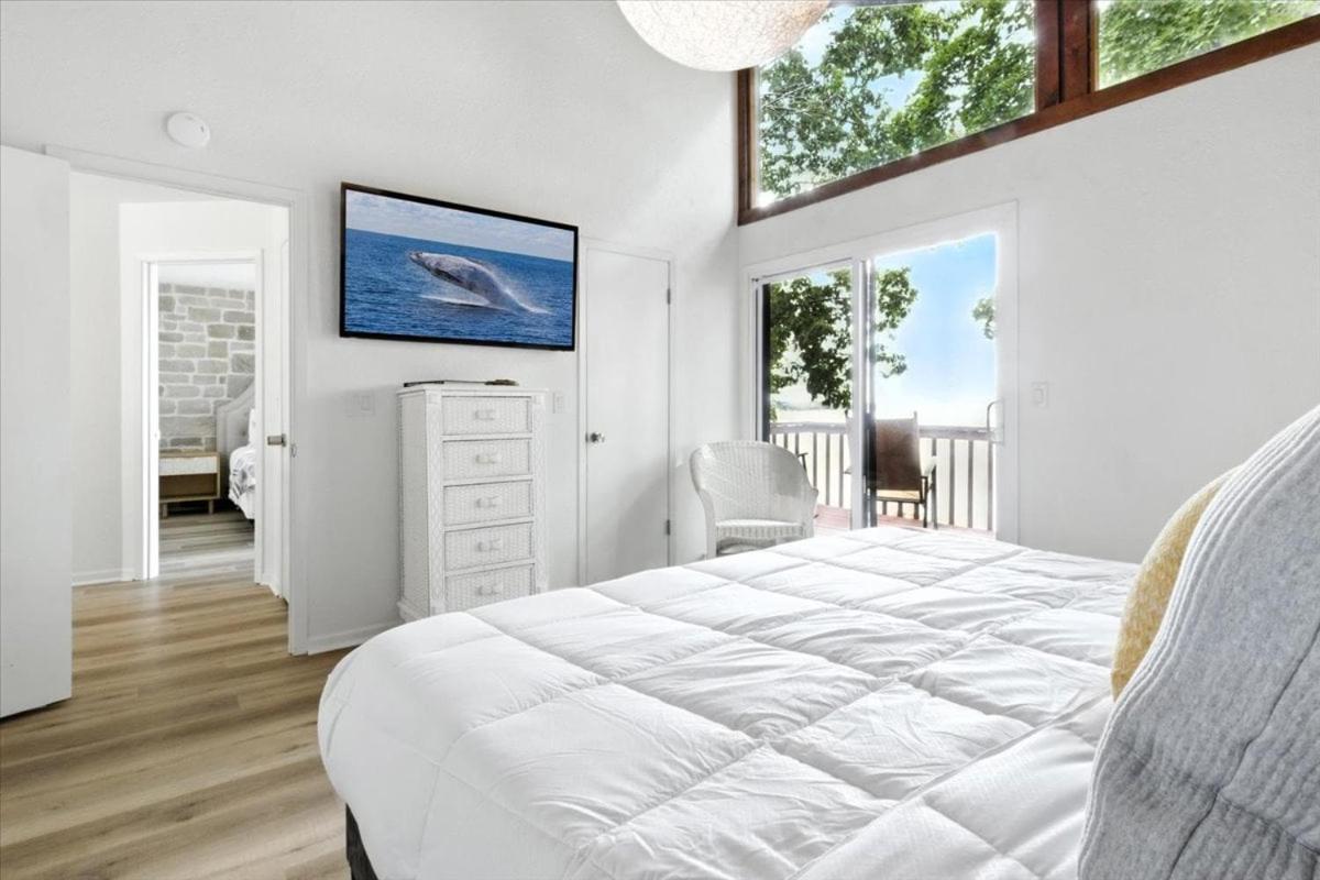 Hot Tub, Main Channel Views, Great Outdoor Spaces, Blackstone