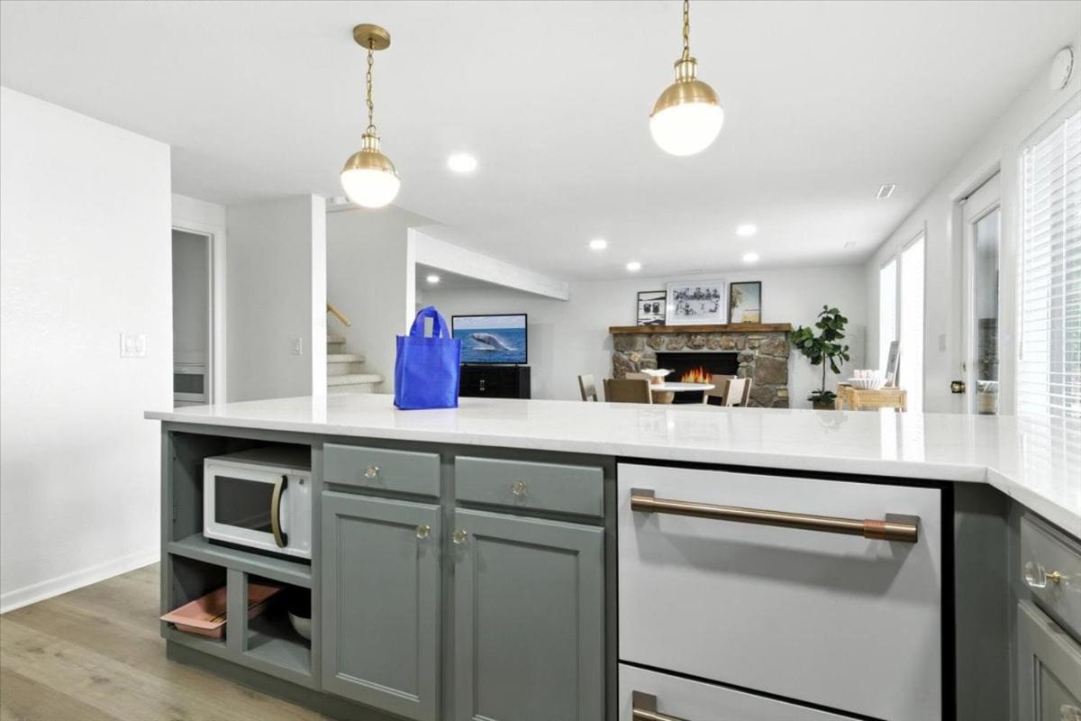 Hot Tub, Main Channel Views, Great Outdoor Spaces, Blackstone