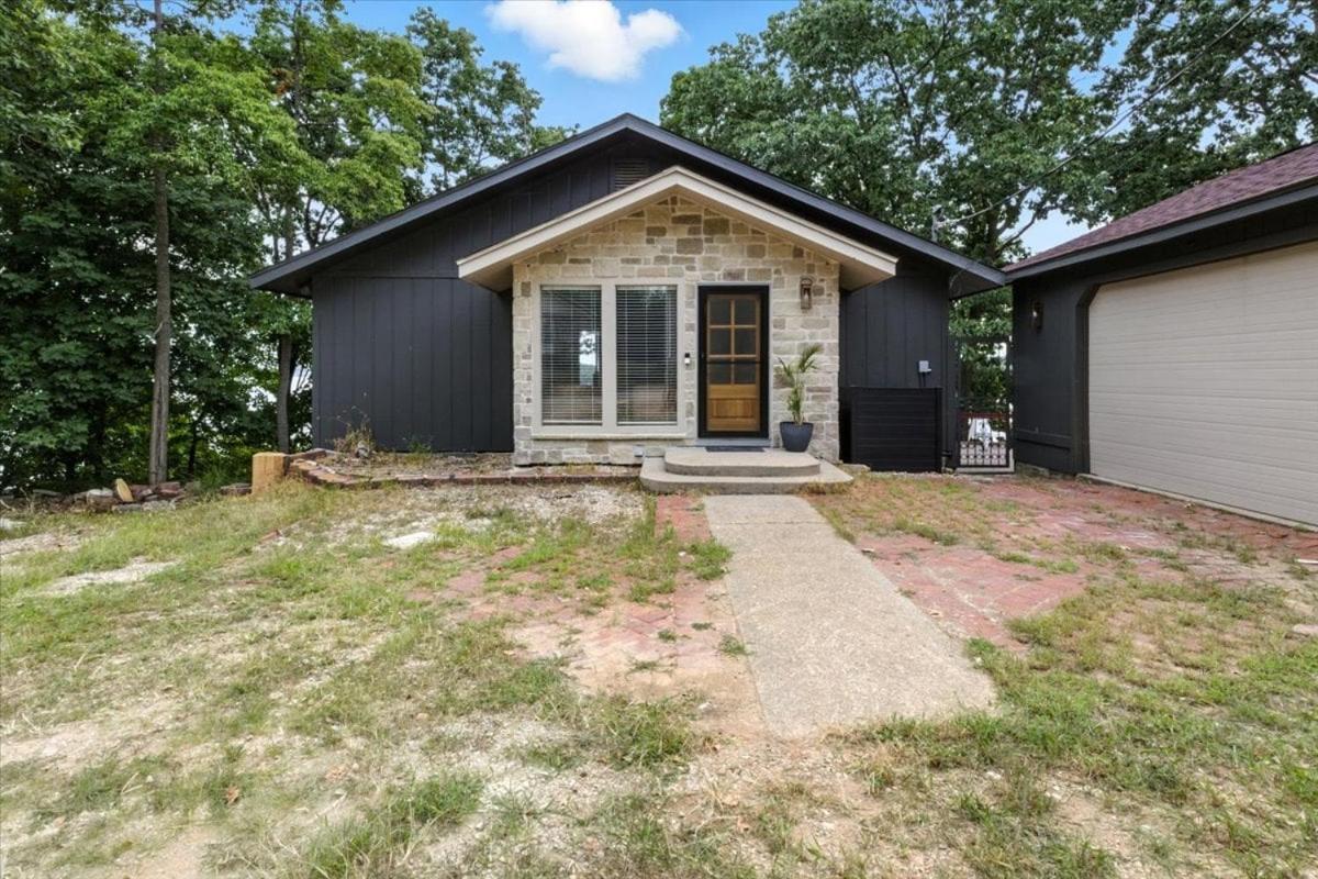 Hot Tub, Main Channel Views, Great Outdoor Spaces, Blackstone
