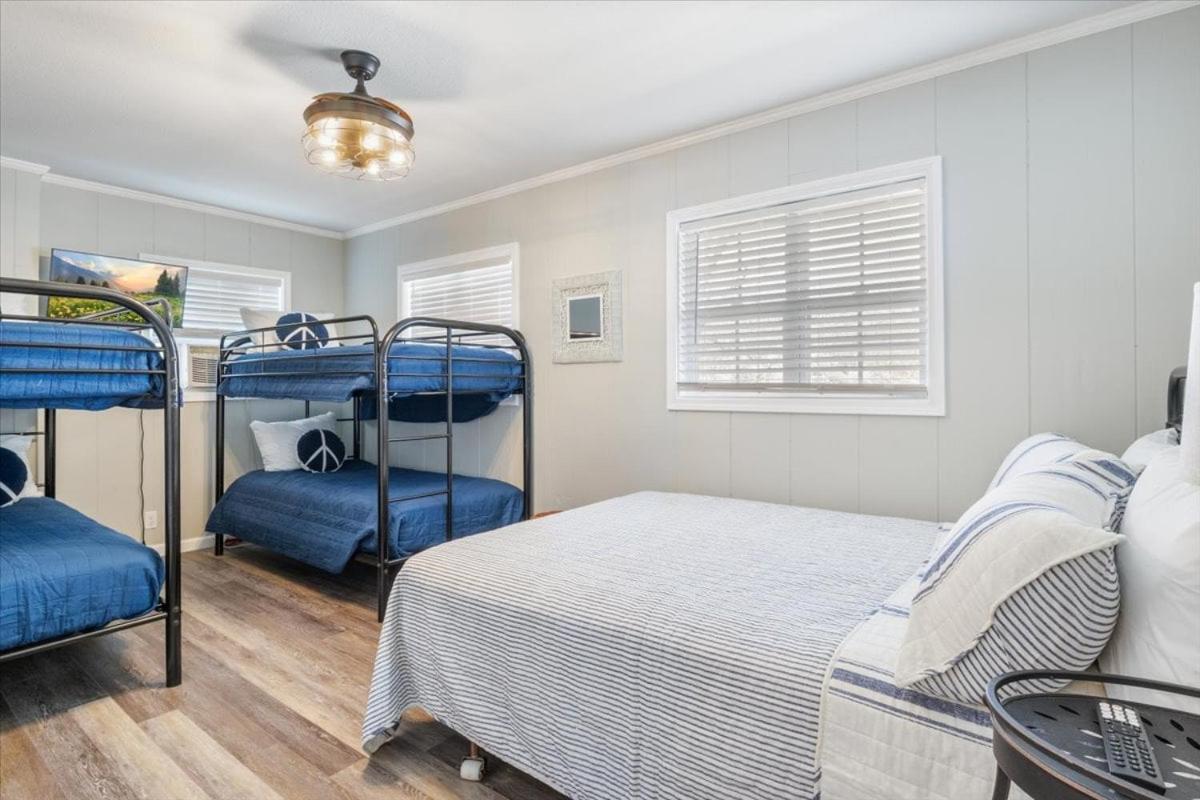 Perfect Family House in Osage Beach with Expansive Deck, Private Dock, & Boat Slip