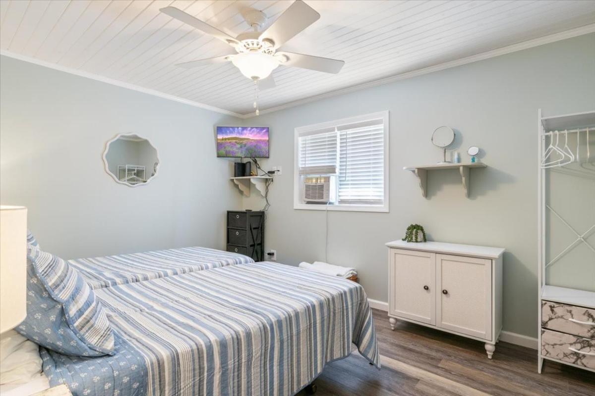 Perfect Family House in Osage Beach with Expansive Deck, Private Dock, & Boat Slip