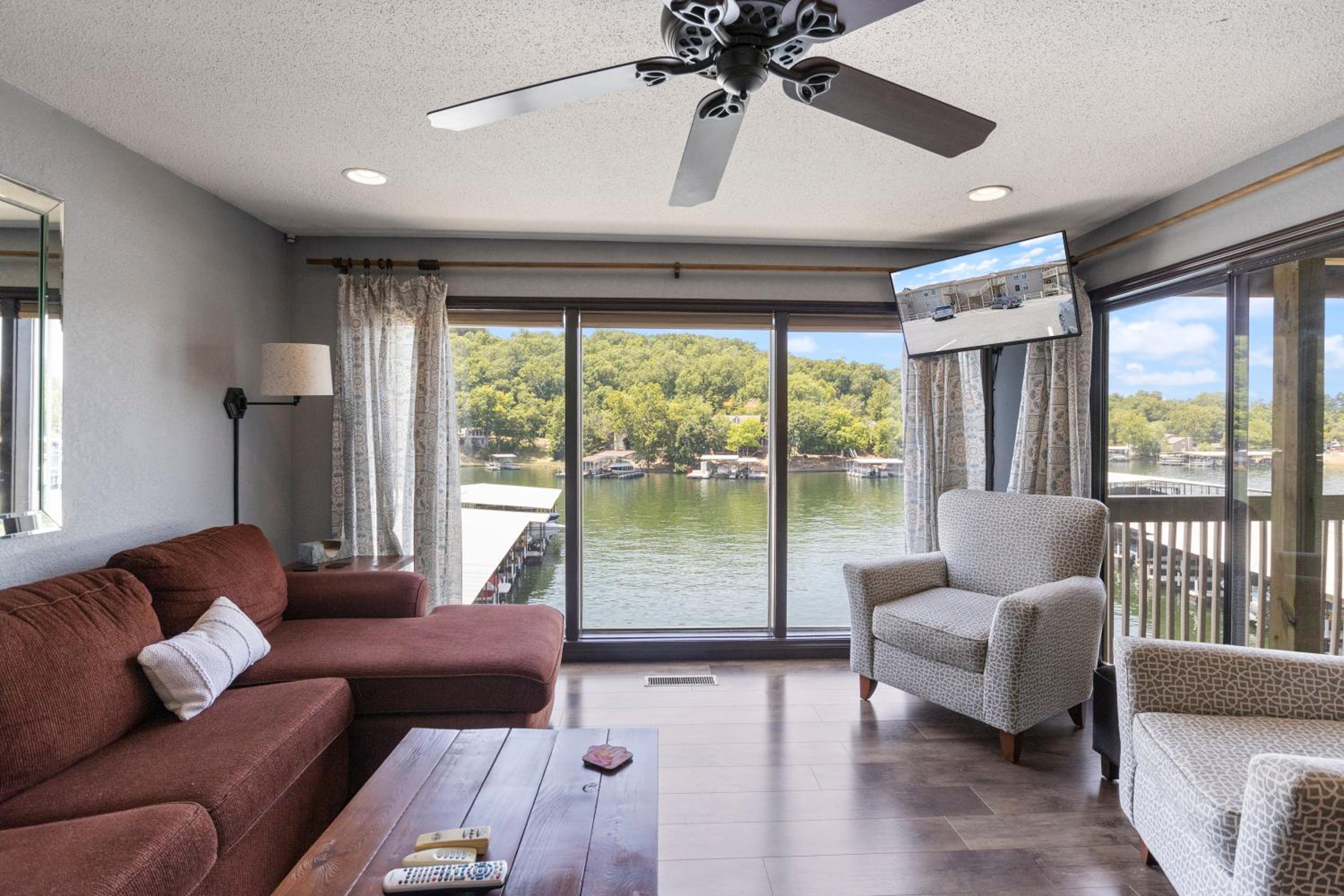 Stunning Views, Inviting Pools, and Endless Fun!