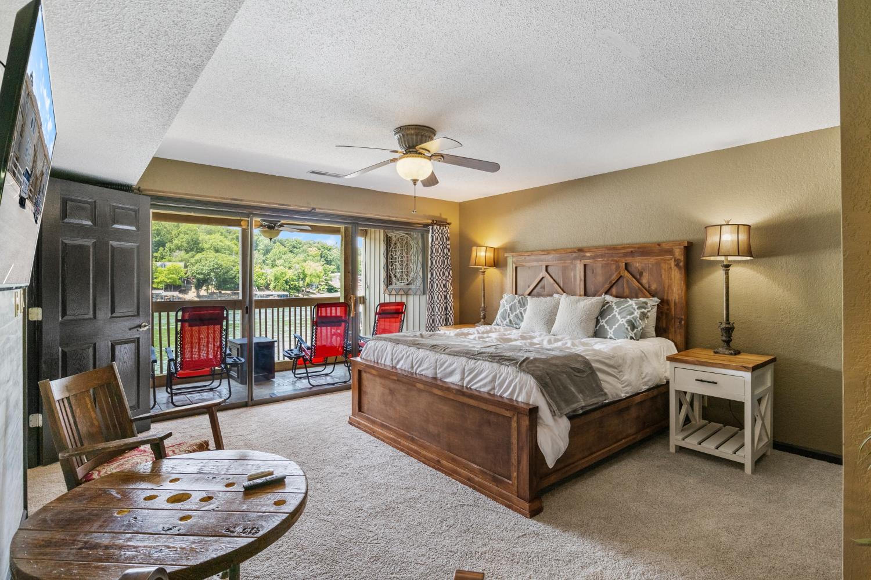 Stunning Views, Inviting Pools, and Endless Fun!