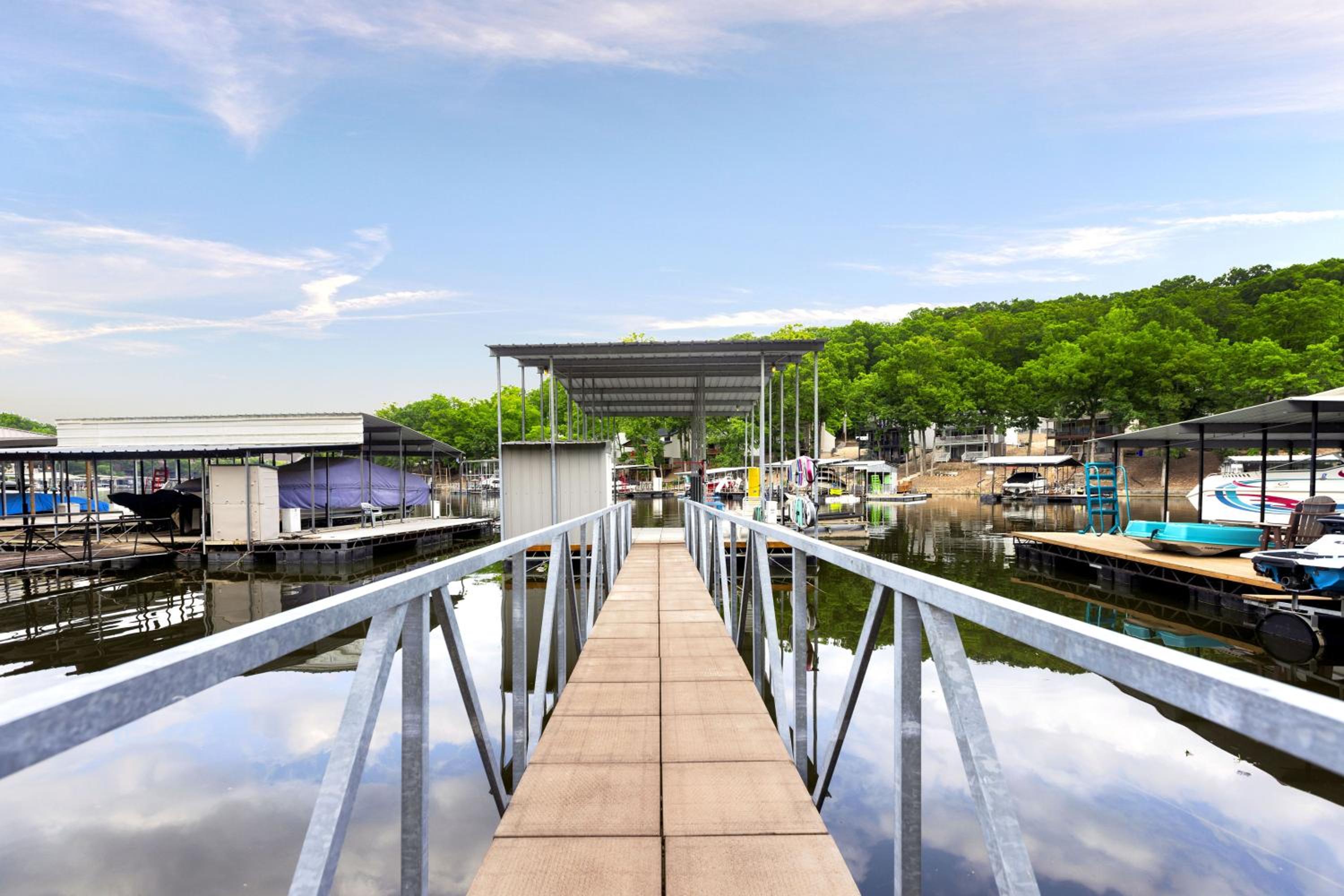 Newly Remodeled w/ Dock, Boat & PWC Slips, Pool Table & Golden Tee