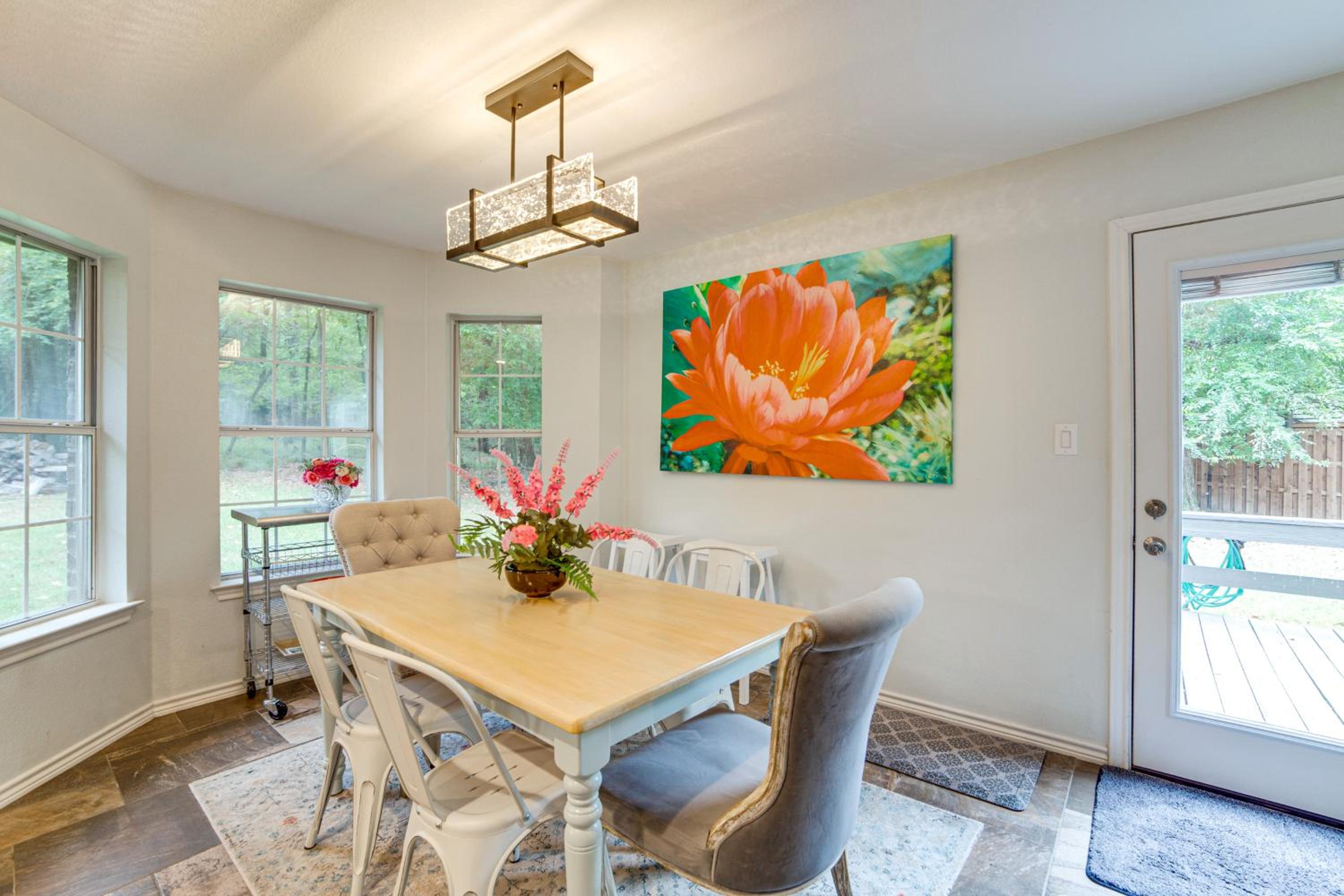 Walk to Lake Athens! Updated Home with Large Deck