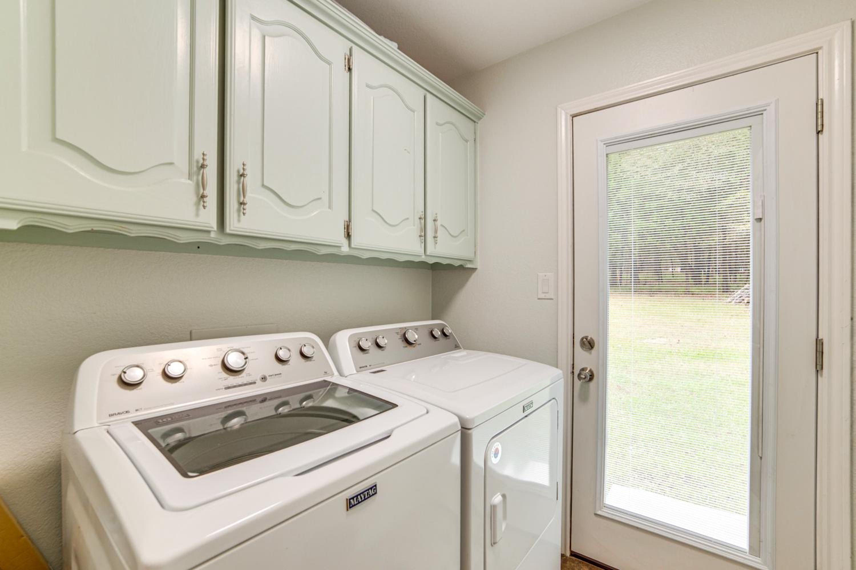 Walk to Lake Athens! Updated Home with Large Deck