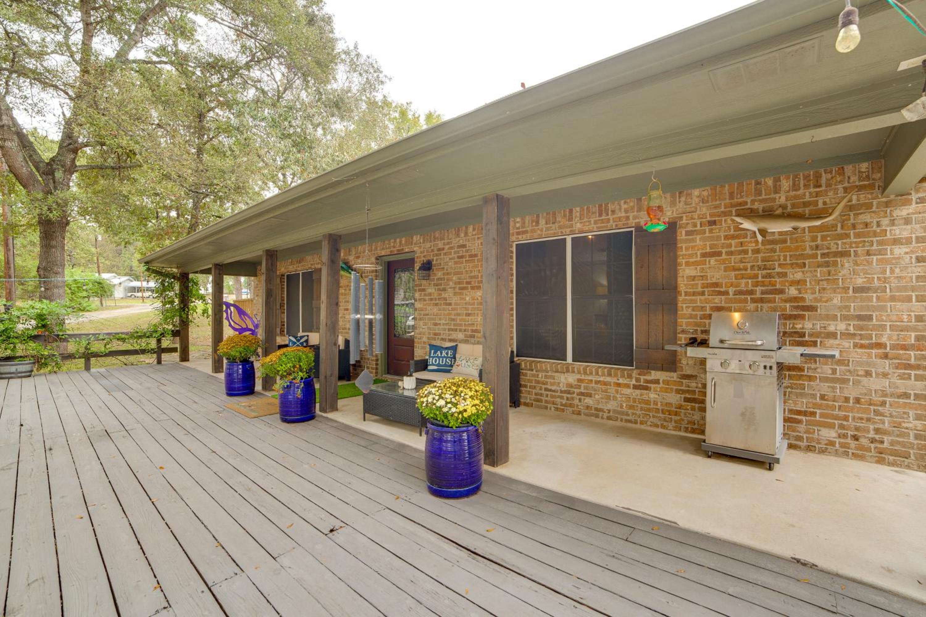 Walk to Lake Athens! Updated Home with Large Deck