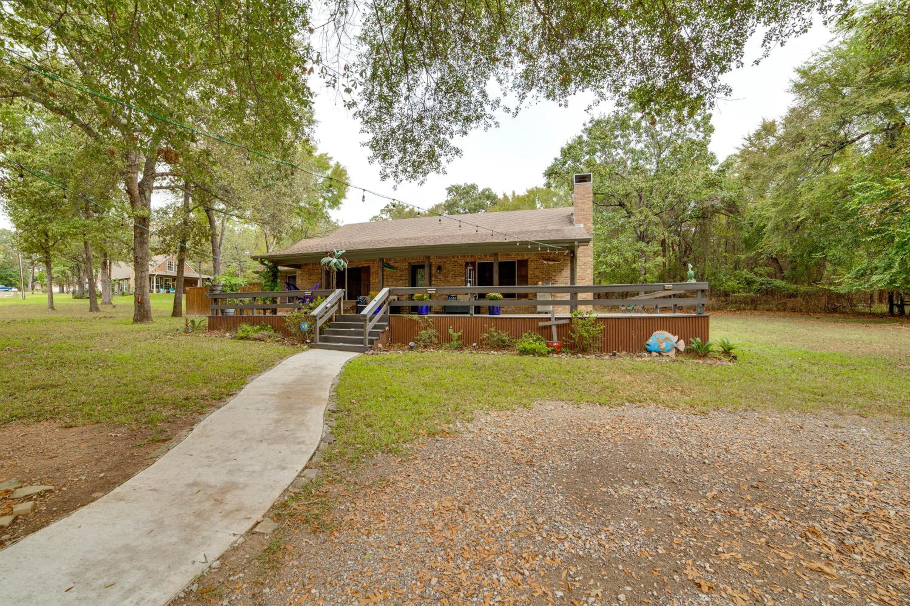 Walk to Lake Athens! Updated Home with Large Deck