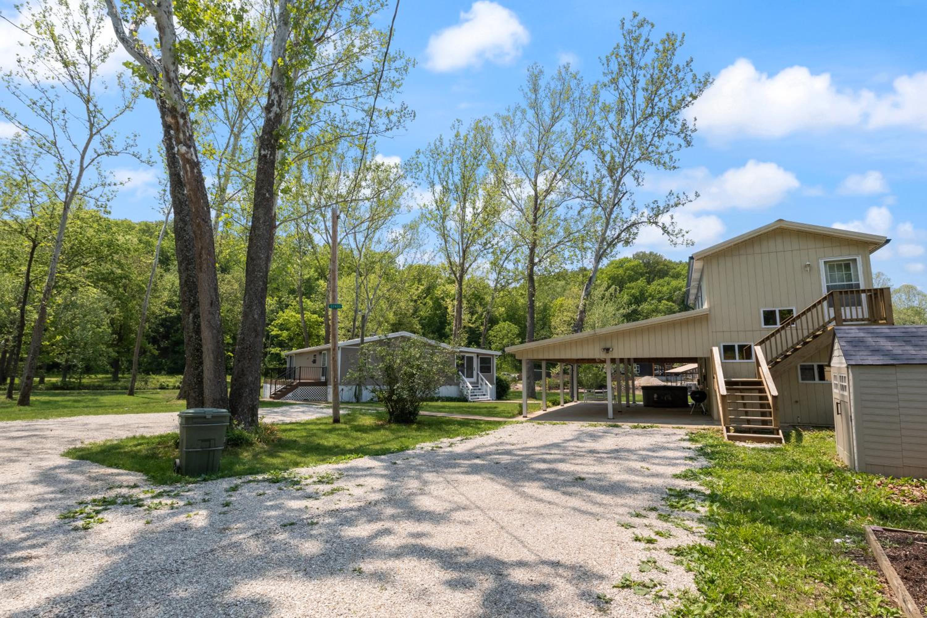 New! 2 Homes-Firepit, Hot Tub, Huge Yard and Dock